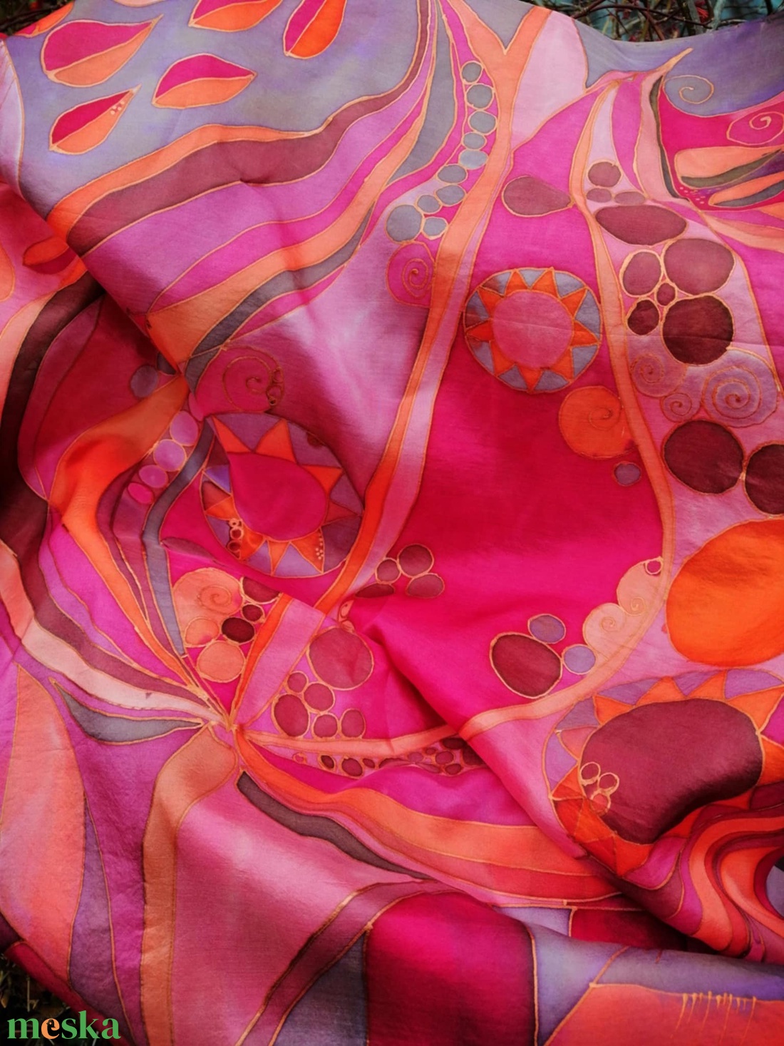 Kézi festésű valódi hernyóselyem kendő-Gránátalma - ruha & divat - sál, sapka, kendő - kendő - Meska.hu