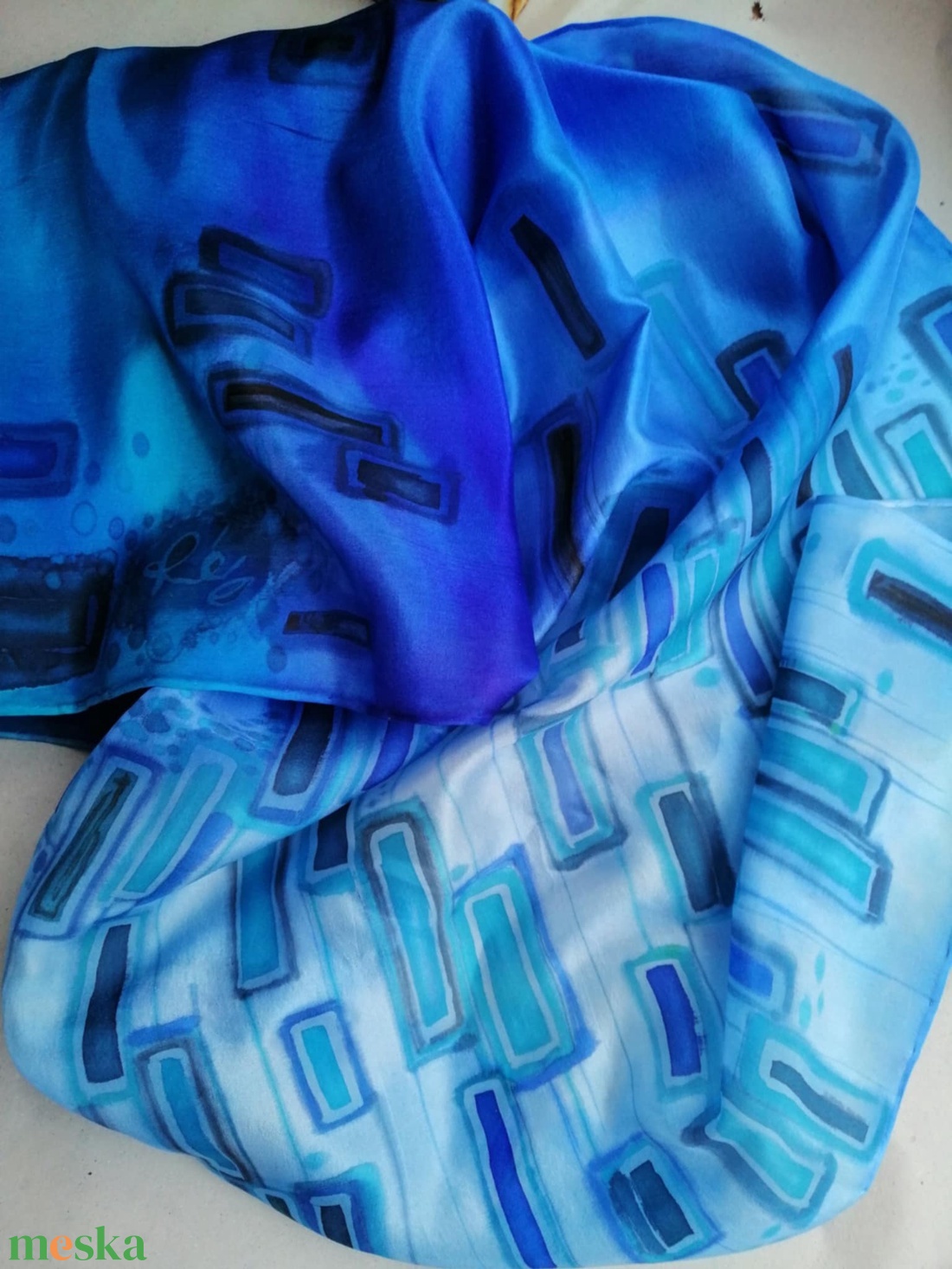 Kézi festésű valódi selyemsál-Kék harmónia - ruha & divat - sál, sapka, kendő - sál - Meska.hu