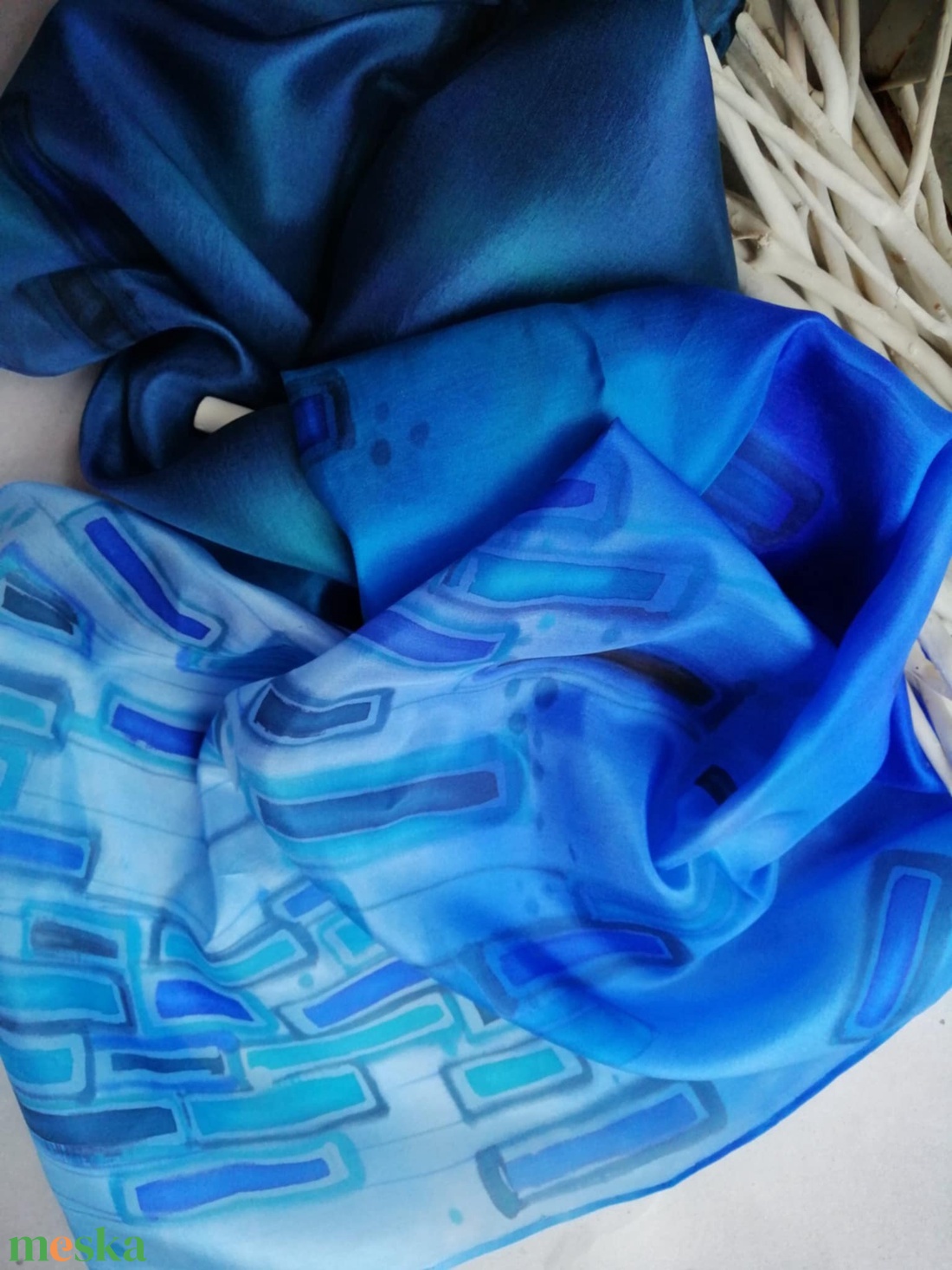 Kézi festésű valódi selyemsál-Kék harmónia - ruha & divat - sál, sapka, kendő - sál - Meska.hu