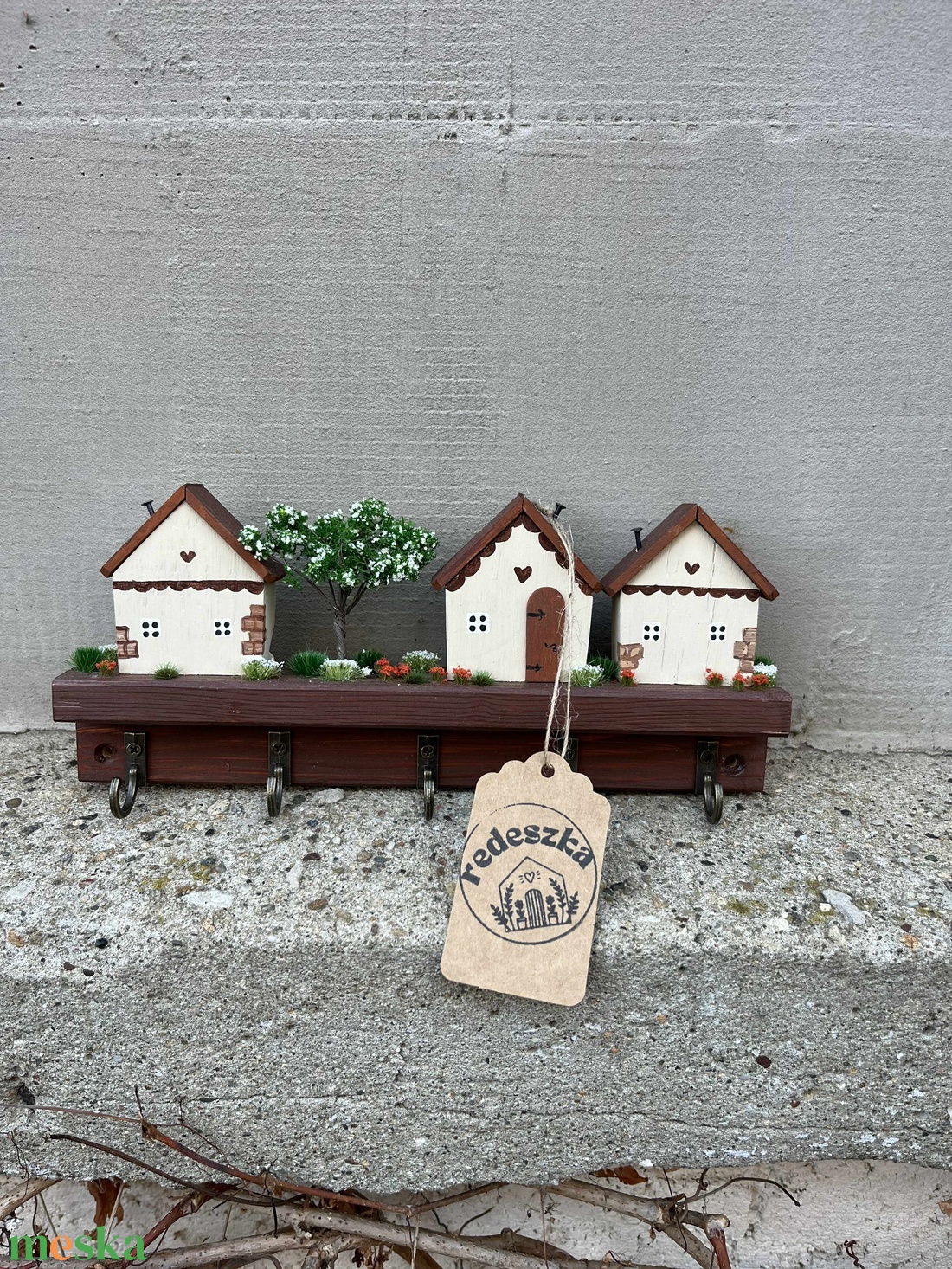 Fali kulcstartó, újrahasznosított fából - otthon & életmód - dekoráció - fali és függő dekoráció - fali kulcstartó - Meska.hu