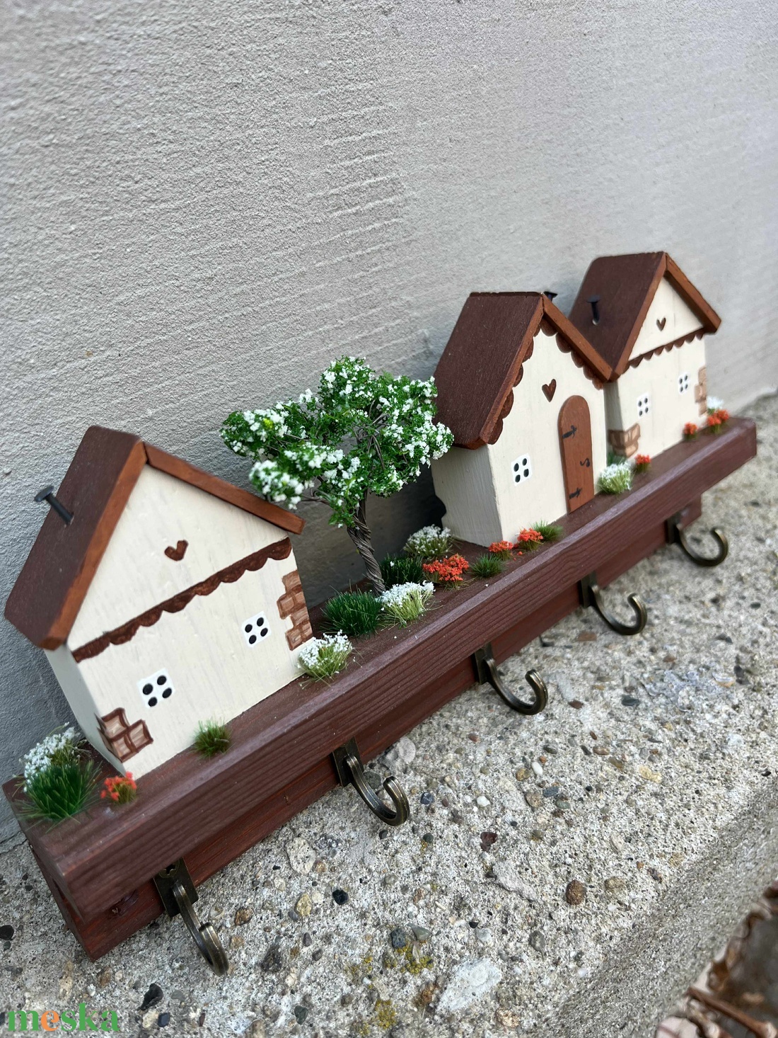 Fali kulcstartó, újrahasznosított fából - otthon & életmód - dekoráció - fali és függő dekoráció - fali kulcstartó - Meska.hu