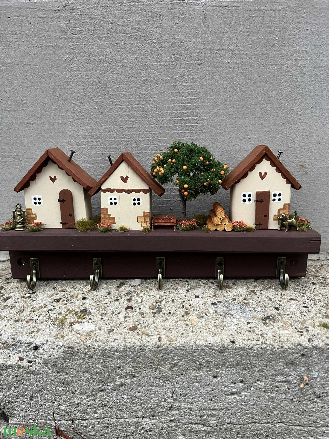 Fali kulcstartó, újrahasznosított fából - otthon & életmód - dekoráció - fali és függő dekoráció - fali kulcstartó - Meska.hu