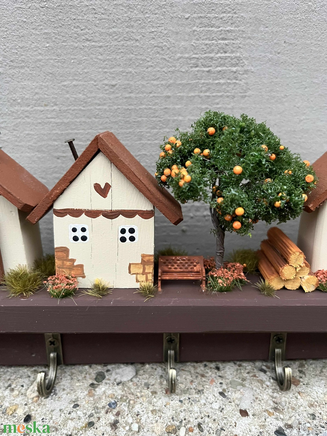 Fali kulcstartó, újrahasznosított fából - otthon & életmód - dekoráció - fali és függő dekoráció - fali kulcstartó - Meska.hu