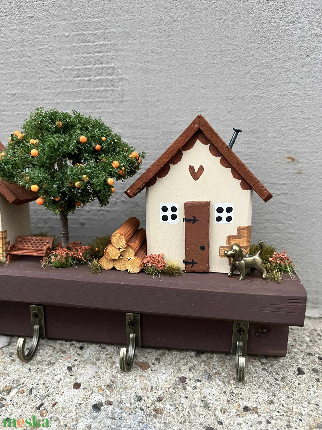 Fali kulcstartó, újrahasznosított fából - otthon & életmód - dekoráció - fali és függő dekoráció - fali kulcstartó - Meska.hu