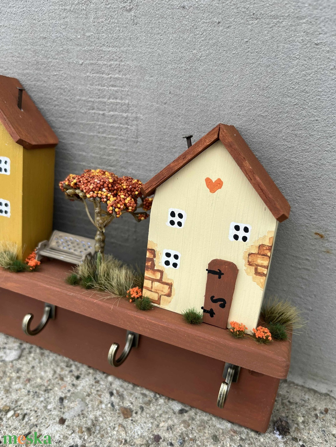 Fali kulcstartó, újrahasznosított fából - otthon & életmód - dekoráció - fali és függő dekoráció - fali kulcstartó - Meska.hu