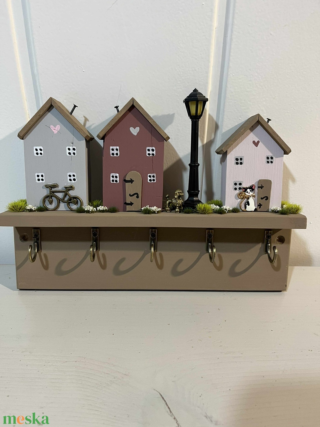 Fali kulcstartó, újrahasznosított fából - otthon & életmód - dekoráció - fali és függő dekoráció - fali kulcstartó - Meska.hu