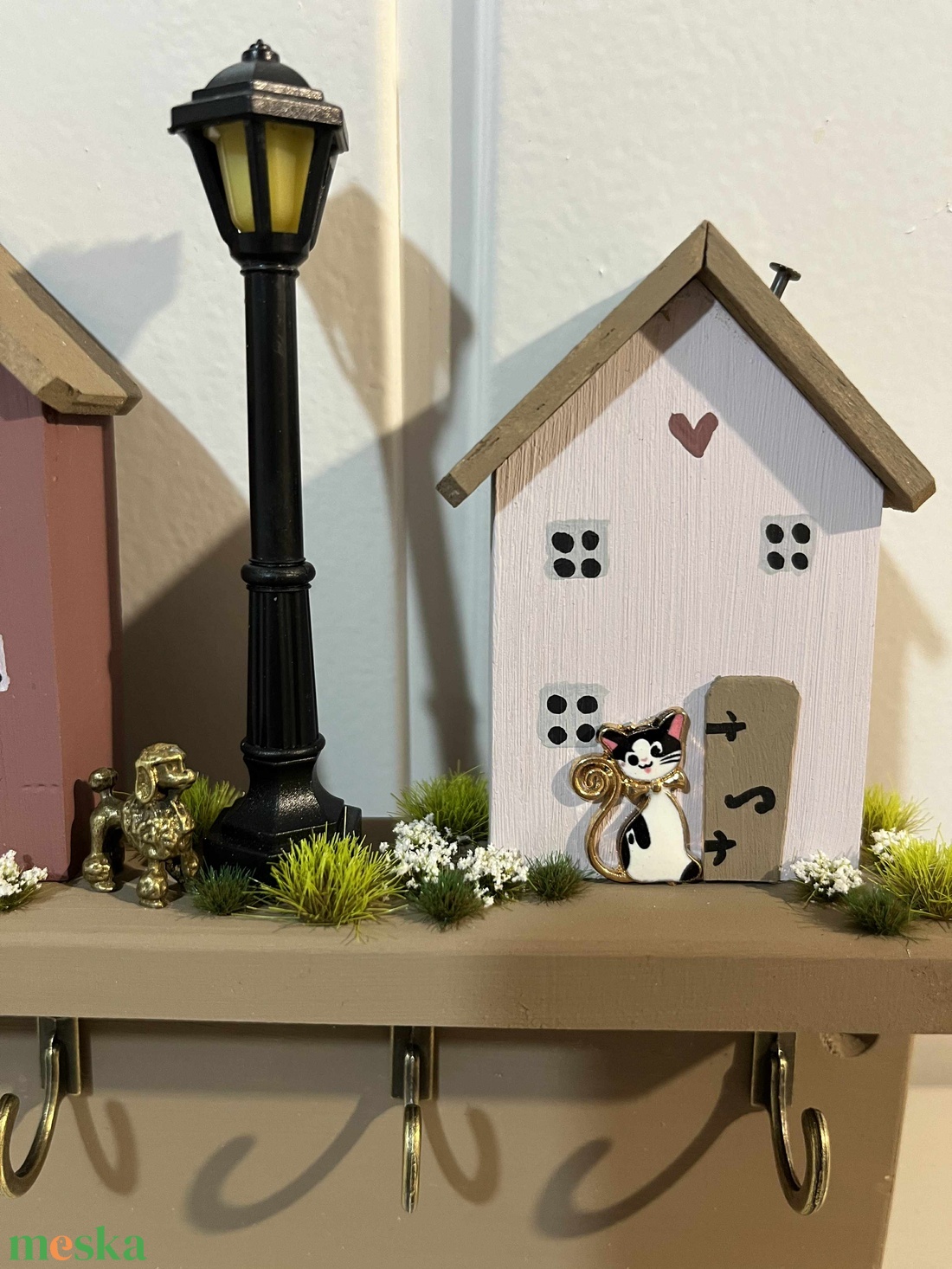 Fali kulcstartó, újrahasznosított fából - otthon & életmód - dekoráció - fali és függő dekoráció - fali kulcstartó - Meska.hu