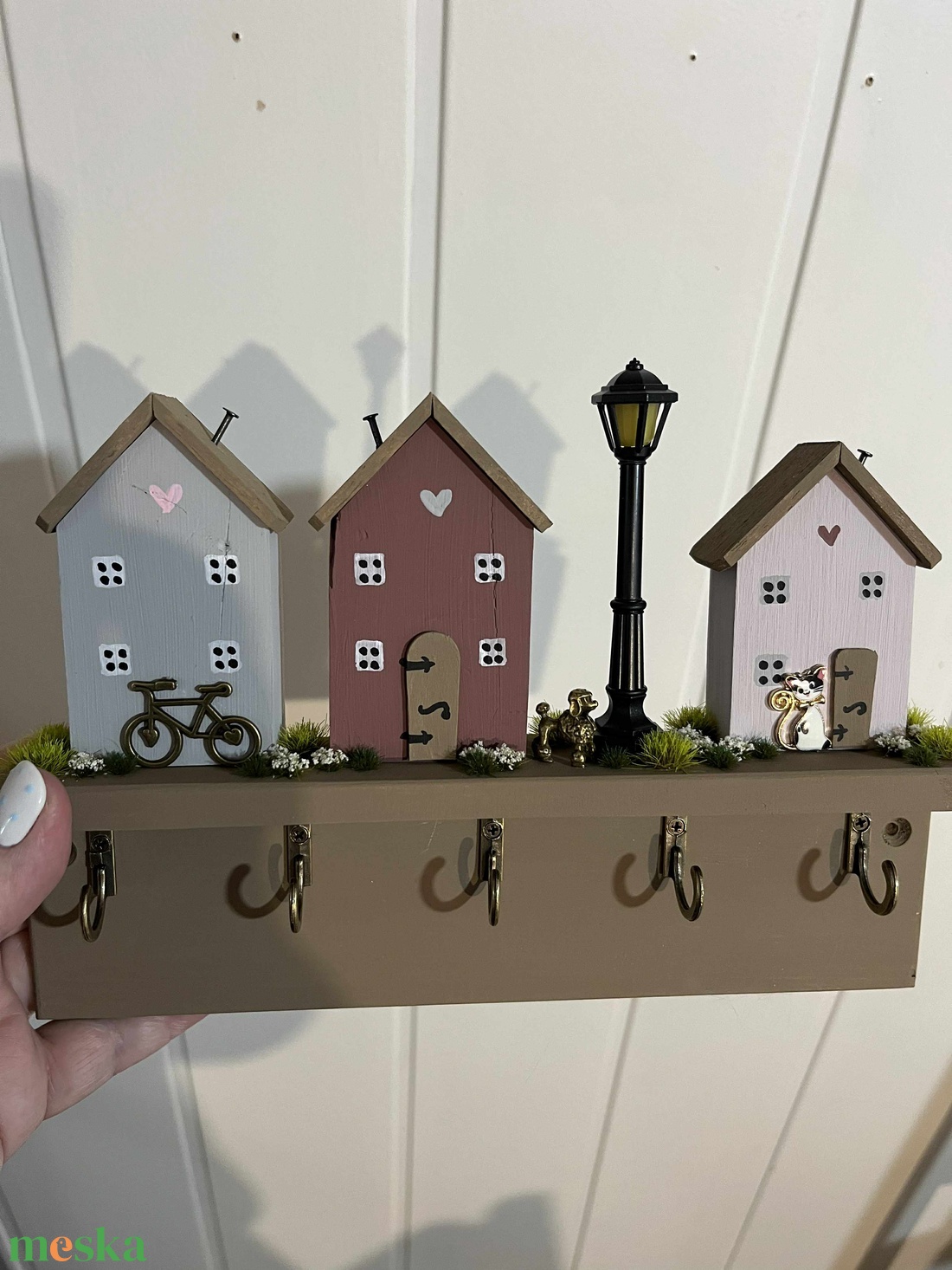 Fali kulcstartó, újrahasznosított fából - otthon & életmód - dekoráció - fali és függő dekoráció - fali kulcstartó - Meska.hu