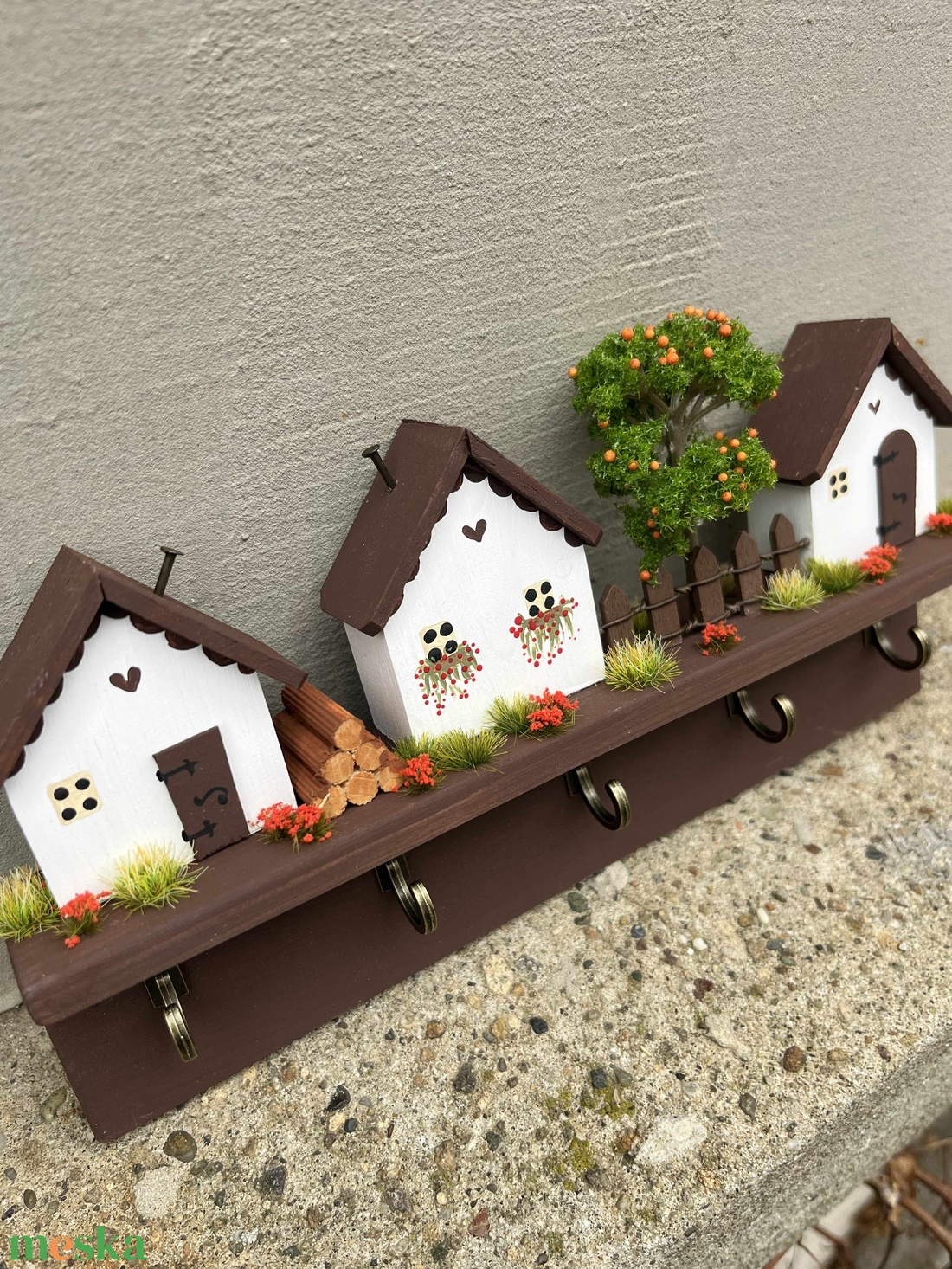 Fali kulcstartó, újrahasznosított fából - otthon & életmód - dekoráció - fali és függő dekoráció - fali kulcstartó - Meska.hu