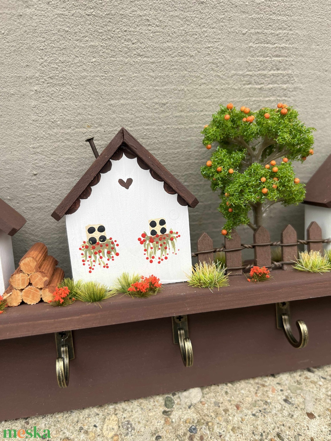 Fali kulcstartó, újrahasznosított fából - otthon & életmód - dekoráció - fali és függő dekoráció - fali kulcstartó - Meska.hu