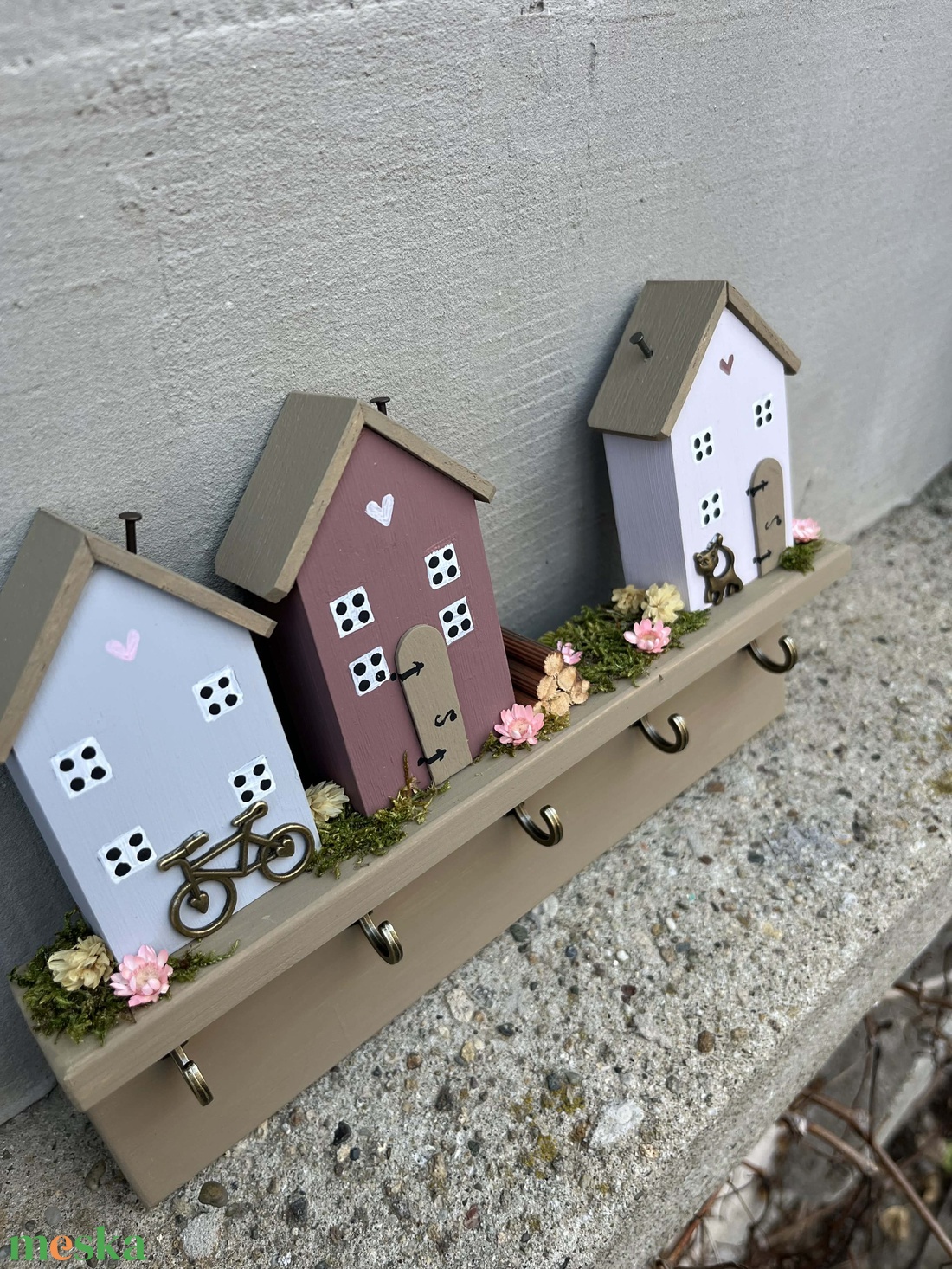 Fali kulcstartó, újrahasznosított fából - otthon & életmód - dekoráció - fali és függő dekoráció - fali kulcstartó - Meska.hu