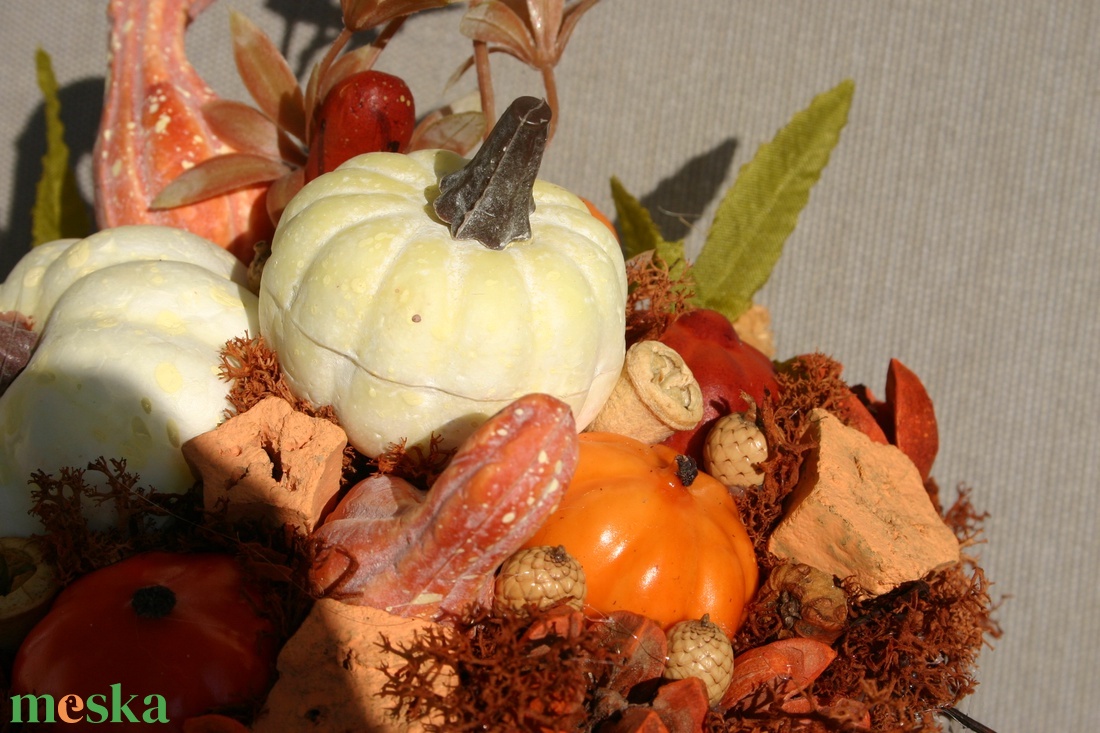 Őszi tökös zuzmós asztaldísz - otthon & életmód - dekoráció - asztal és polc dekoráció - asztaldísz - Meska.hu Őszi tökös zuzmós asztaldísz - otthon & életmód - dekoráció - asztal és polc dekoráció - asztaldísz - Meska.hu