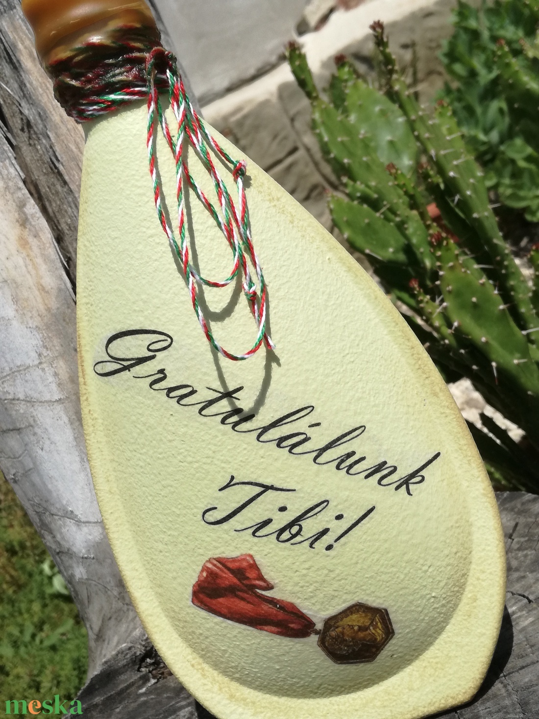 Transzferált italos üveg, Gratulálunk! felirattal. :-) - otthon & életmód - dekoráció - asztal és polc dekoráció - díszüveg - Meska.hu Transzferált italos üveg, Gratulálunk! felirattal. :-) - otthon & életmód - dekoráció - asztal és polc dekoráció - díszüveg - Meska.hu
