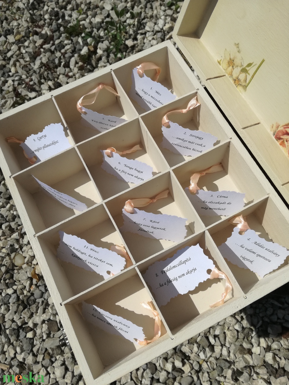 12 rekeszes ajándékátadó doboz esküvőre, fotótranszferrel. :-) - esküvő - emlék & ajándék - doboz - Meska.hu