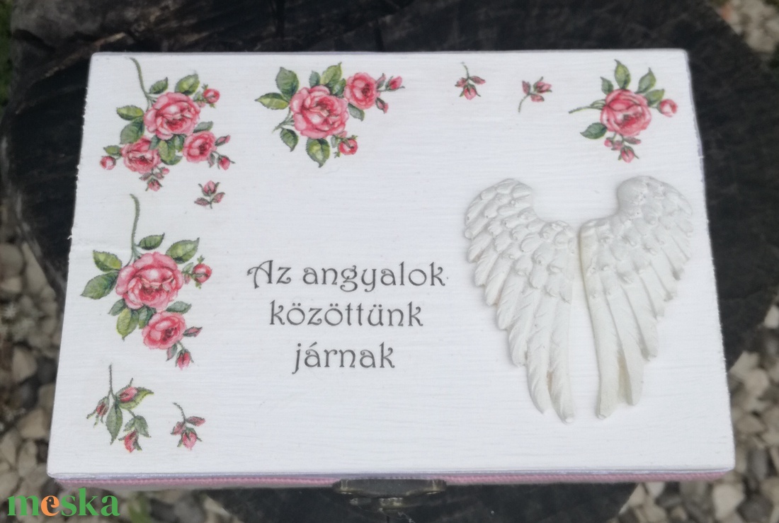 Angyalszárny - Feliratos, rózsás dobozka :-) - otthon & életmód - dekoráció - asztal és polc dekoráció - díszdoboz - Meska.hu Angyalszárny - Feliratos, rózsás dobozka :-) - otthon & életmód - dekoráció - asztal és polc dekoráció - díszdoboz - Meska.hu