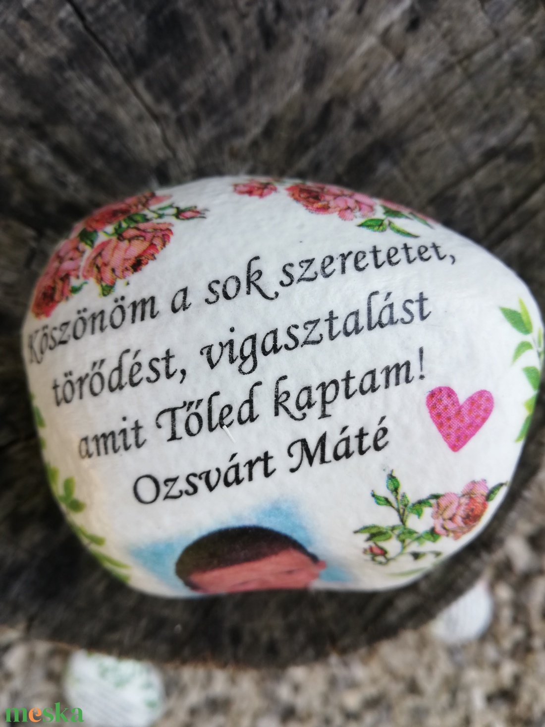Fényképes és feliratos kő, személyre szabottan. :-) - otthon & életmód - dekoráció - asztal és polc dekoráció - kavics & kő - Meska.hu Fényképes és feliratos kő, személyre szabottan. :-) - otthon & életmód - dekoráció - asztal és polc dekoráció - kavics & kő - Meska.hu