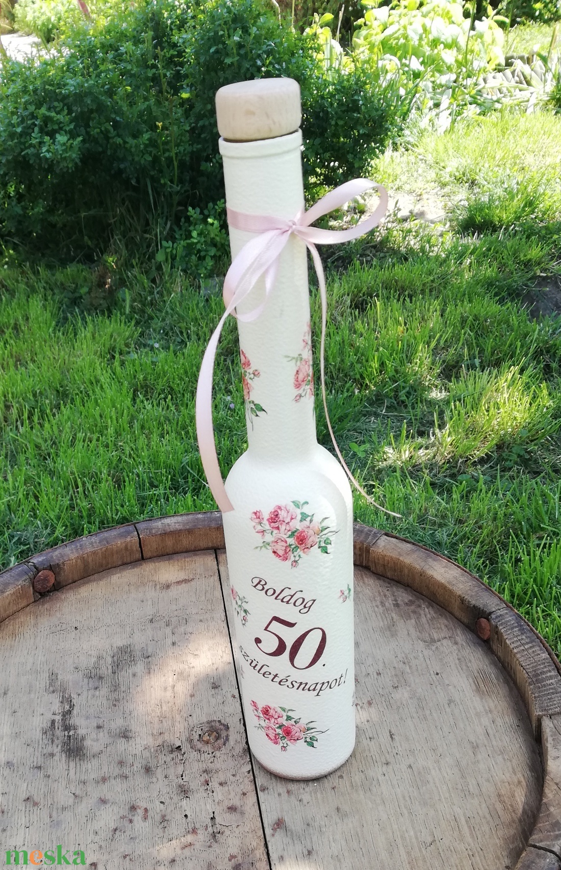 Italos üveg Hölgyeknek, 50. szülinapra. :-) - otthon & lakás - dekoráció - asztal és polc dekoráció - díszüveg - Meska.hu Italos üveg Hölgyeknek, 50. szülinapra. :-) - otthon & lakás - dekoráció - asztal és polc dekoráció - díszüveg - Meska.hu