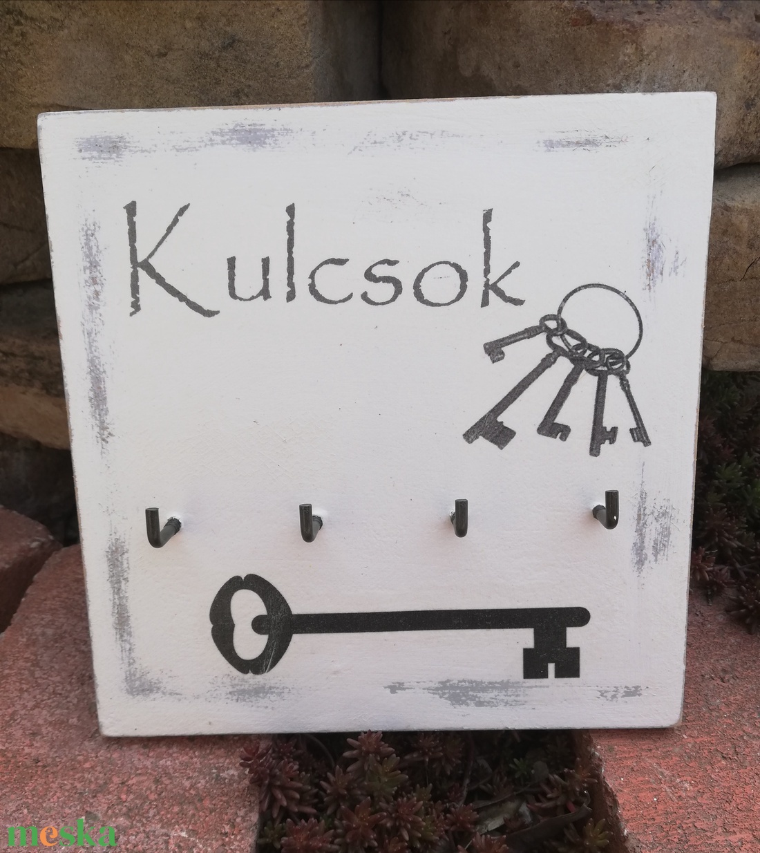 Fali kulcstartó, pajta stílusban, transzferálva. :-) - otthon & életmód - dekoráció - fali és függő dekoráció - fali kulcstartó - Meska.hu Fali kulcstartó, pajta stílusban, transzferálva. :-) - otthon & életmód - dekoráció - fali és függő dekoráció - fali kulcstartó - Meska.hu