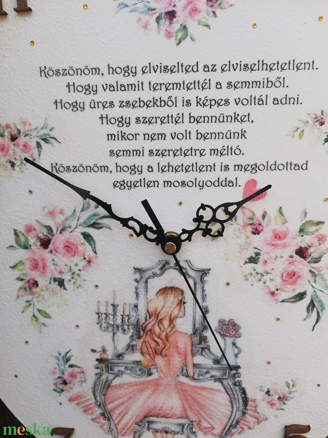 Nagyméretű, ovális feliratos, egyedi falióra. :-) - otthon & életmód - dekoráció - fali és függő dekoráció - falióra & óra - Meska.hu Nagyméretű, ovális feliratos, egyedi falióra. :-) - otthon & életmód - dekoráció - fali és függő dekoráció - falióra & óra - Meska.hu