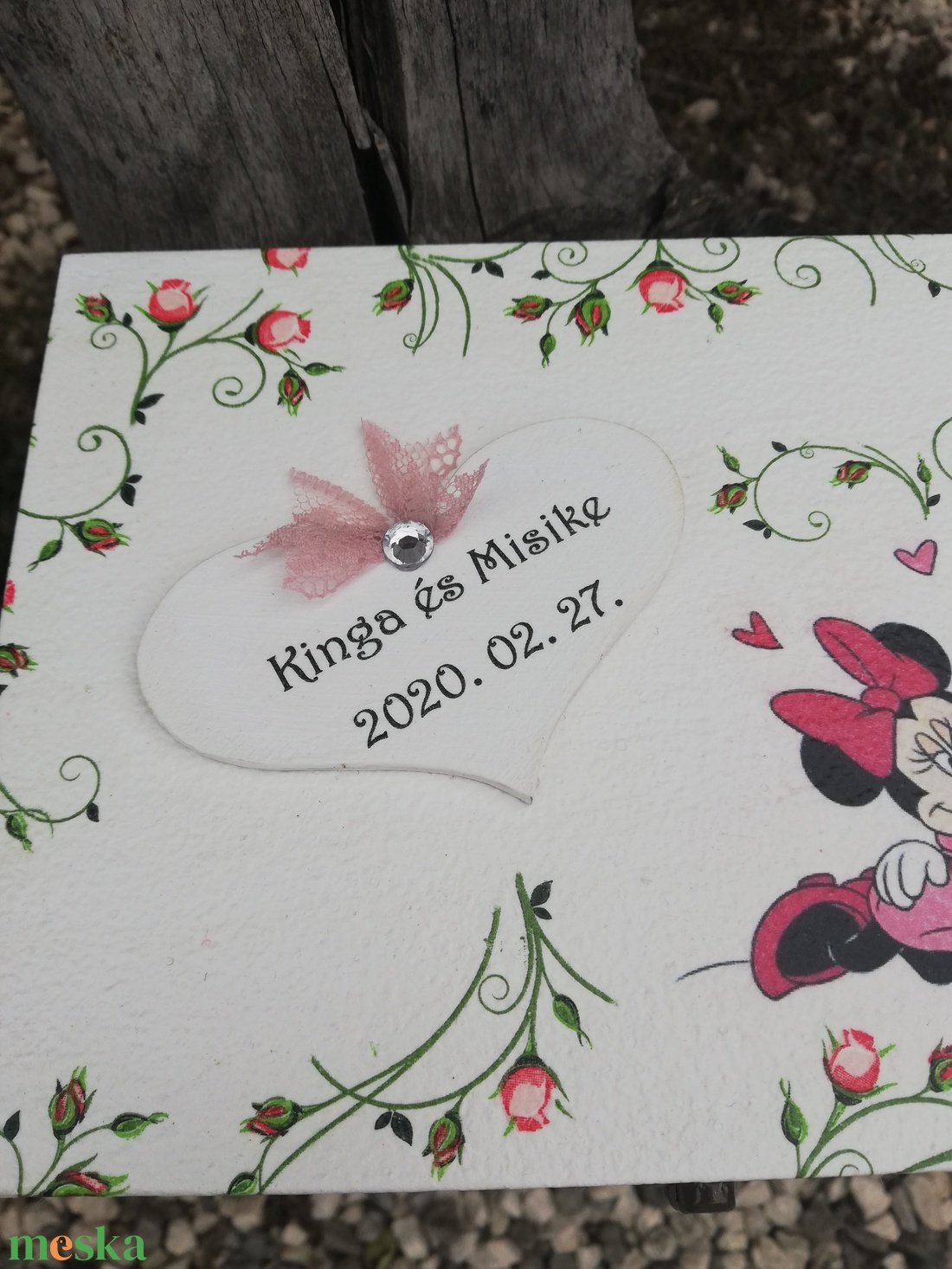 Mickey és Minnie, egyedi feliratos díszdoboz, esküvőre, vagy bármilyen más ünnepi alkalomra. - RENDELHETŐ - esküvő - emlék & ajándék - doboz - Meska.hu