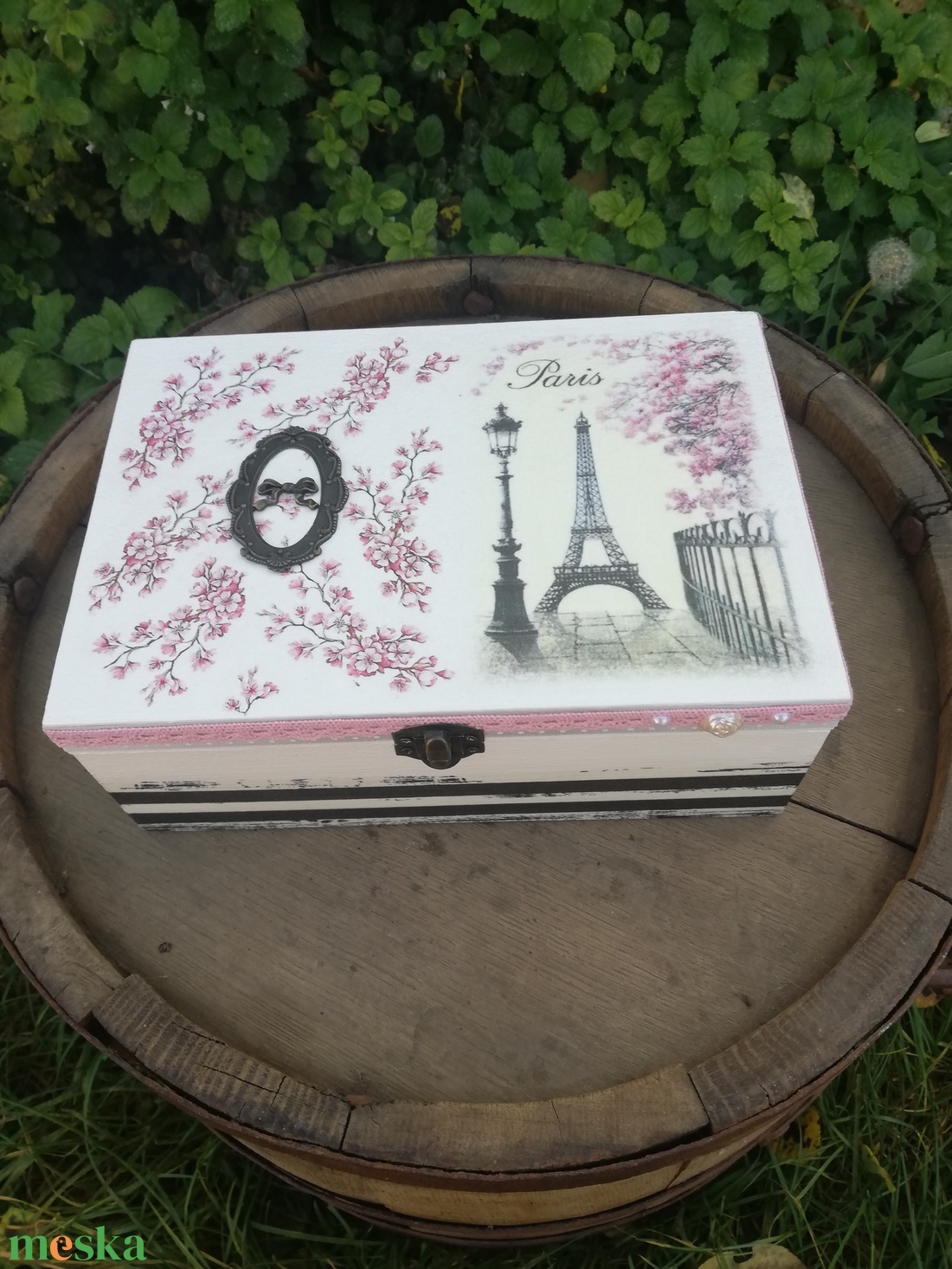 Párizs-Eiffel-egyedi mintás és feliratos teás doboz, megtöltve jókívánságokkal. :-) - RENDELHETŐ - otthon & lakás - dekoráció - asztal és polc dekoráció - díszdoboz - Meska.hu