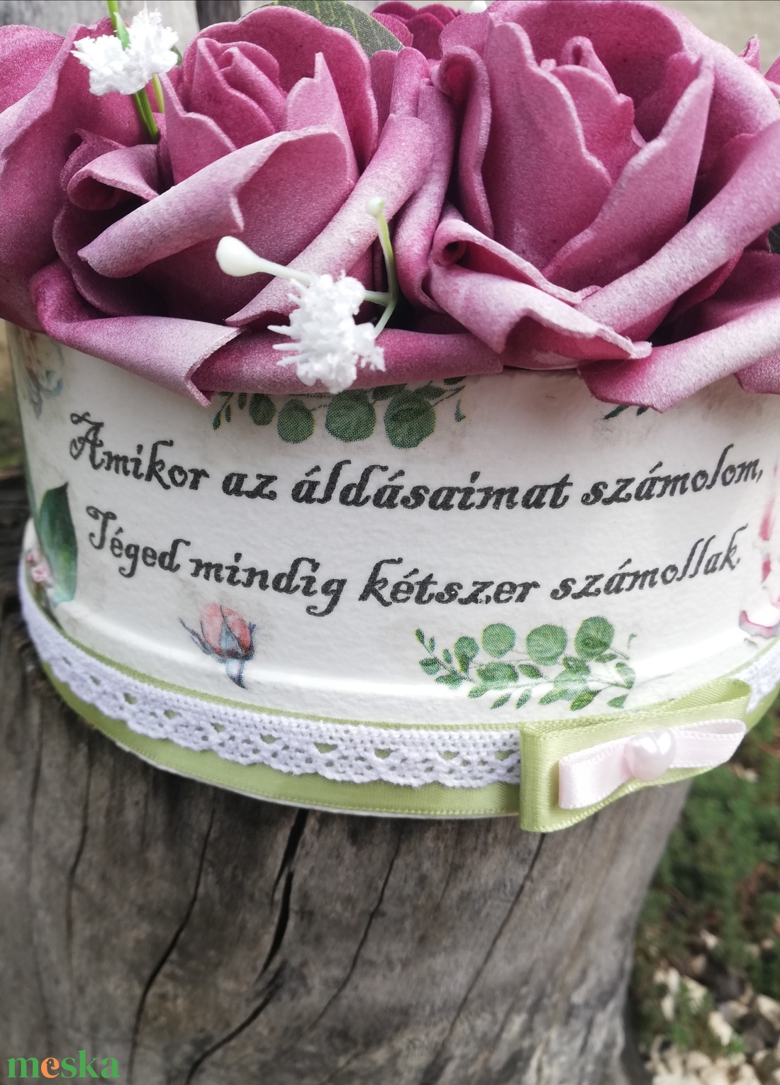 Rózsadoboz egyedi mintával és felirattal. :-) - otthon & életmód - dekoráció - asztal és polc dekoráció - díszdoboz - Meska.hu Rózsadoboz egyedi mintával és felirattal. :-) - otthon & életmód - dekoráció - asztal és polc dekoráció - díszdoboz - Meska.hu