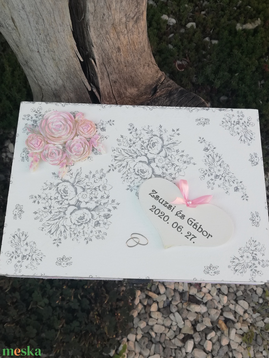 Esküvői-feliratos, 6 rekeszes Shabby díszdoboz. - RENDELHETŐ - esküvő - emlék & ajándék - doboz - Meska.hu Esküvői-feliratos, 6 rekeszes Shabby díszdoboz. - RENDELHETŐ - esküvő - emlék & ajándék - doboz - Meska.hu