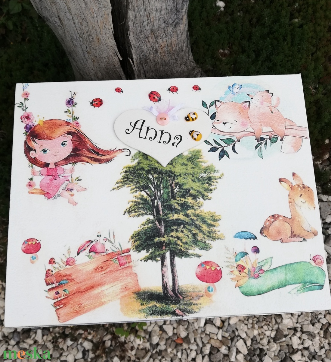 Minőségi, névre szóló, óriási méretű kincsesdoboz, kislányoknak. :-) - otthon & életmód - babaszoba, gyerekszoba - játéktároló - Meska.hu Minőségi, névre szóló, óriási méretű kincsesdoboz, kislányoknak. :-) - otthon & életmód - babaszoba, gyerekszoba - játéktároló - Meska.hu