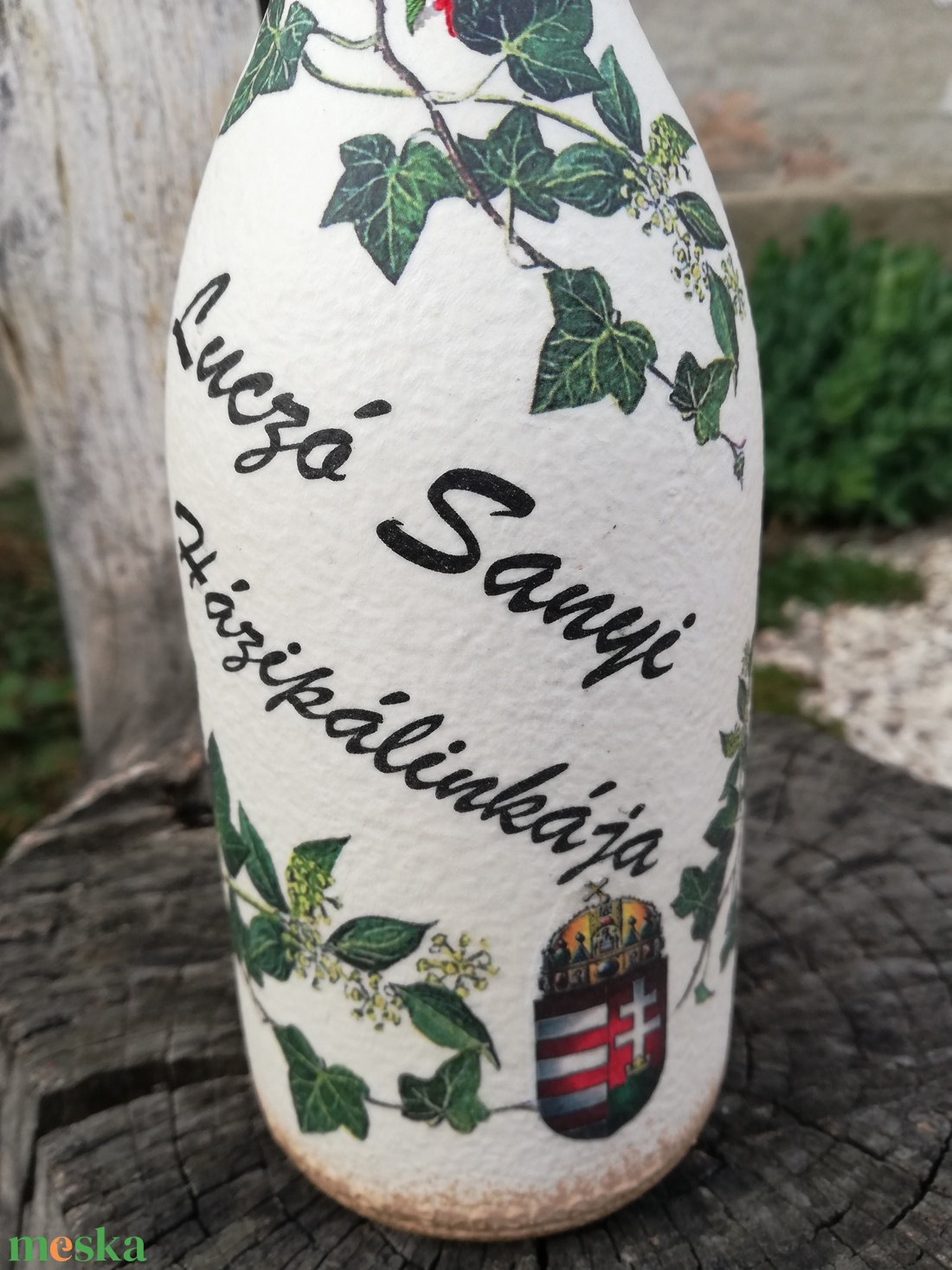 Italos üveg férfiaknak, magyar címerrel, felirattal és egyedi mintával. :-) - otthon & életmód - dekoráció - asztal és polc dekoráció - díszüveg - Meska.hu Italos üveg férfiaknak, magyar címerrel, felirattal és egyedi mintával. :-) - otthon & életmód - dekoráció - asztal és polc dekoráció - díszüveg - Meska.hu