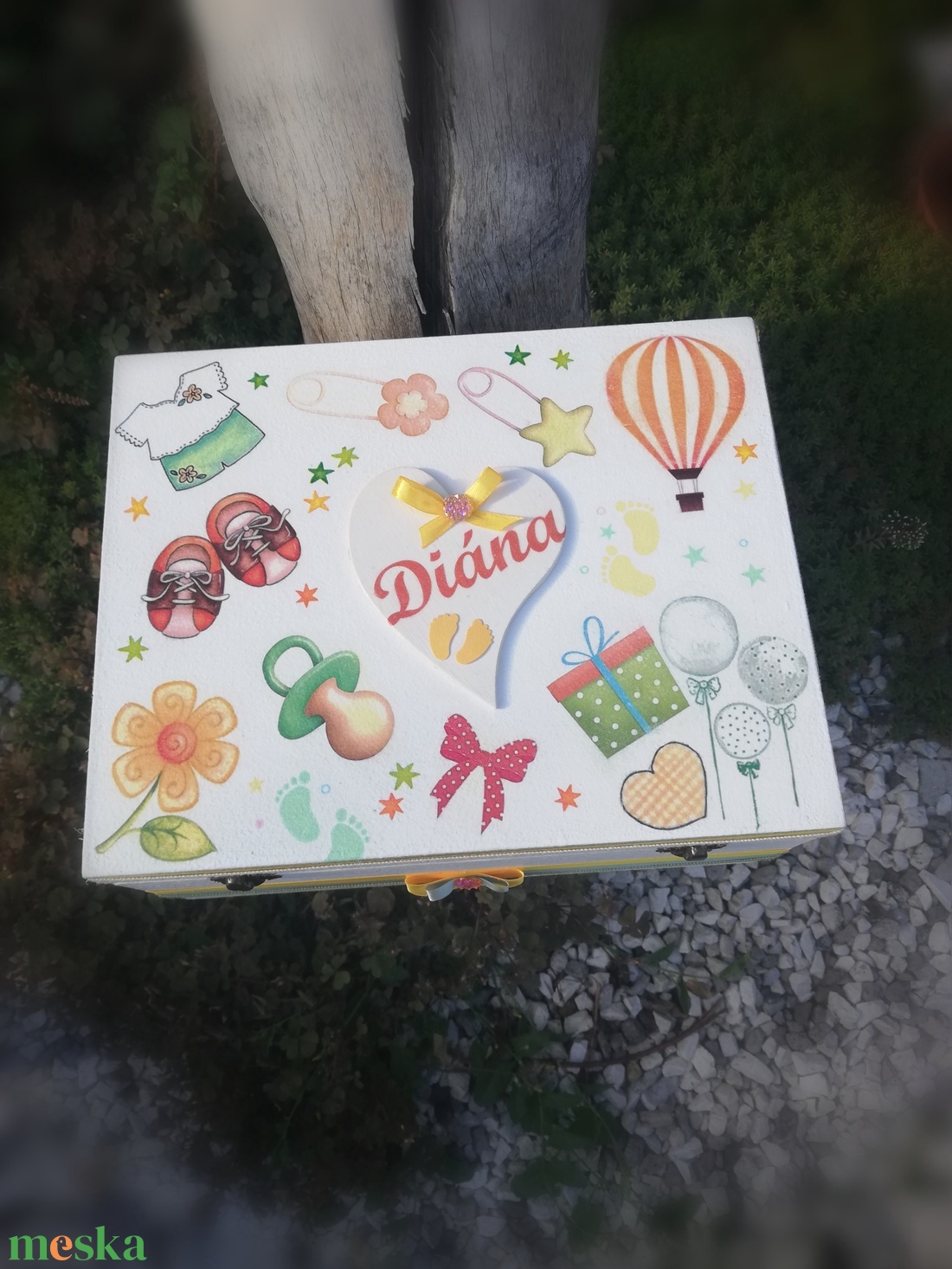 Altatódallal-Minőségi, óriási méretű babaváró doboz, a belsejében egy dallal. :-) - otthon & életmód - tárolás & rendszerezés - doboz - Meska.hu Altatódallal-Minőségi, óriási méretű babaváró doboz, a belsejében egy dallal. :-) - otthon & életmód - tárolás & rendszerezés - doboz - Meska.hu