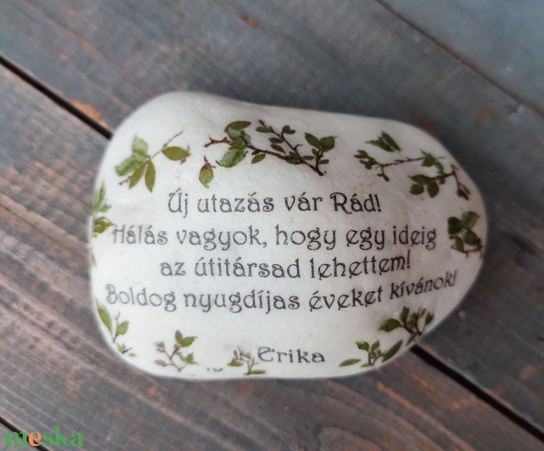 Feliratos kő, nyugdíjba vonulásra. :-) - otthon & életmód - dekoráció - asztal és polc dekoráció - kavics & kő - Meska.hu Feliratos kő, nyugdíjba vonulásra. :-) - otthon & életmód - dekoráció - asztal és polc dekoráció - kavics & kő - Meska.hu
