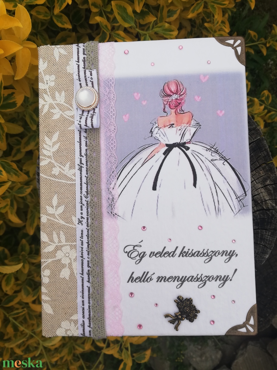 Egyedi mintás napló eljegyzésre vagy esküvőre a barátnők üzeneteivel. :-) - esküvő - emlék & ajándék - vendégkönyv - Meska.hu Egyedi mintás napló eljegyzésre vagy esküvőre a barátnők üzeneteivel. :-) - esküvő - emlék & ajándék - vendégkönyv - Meska.hu