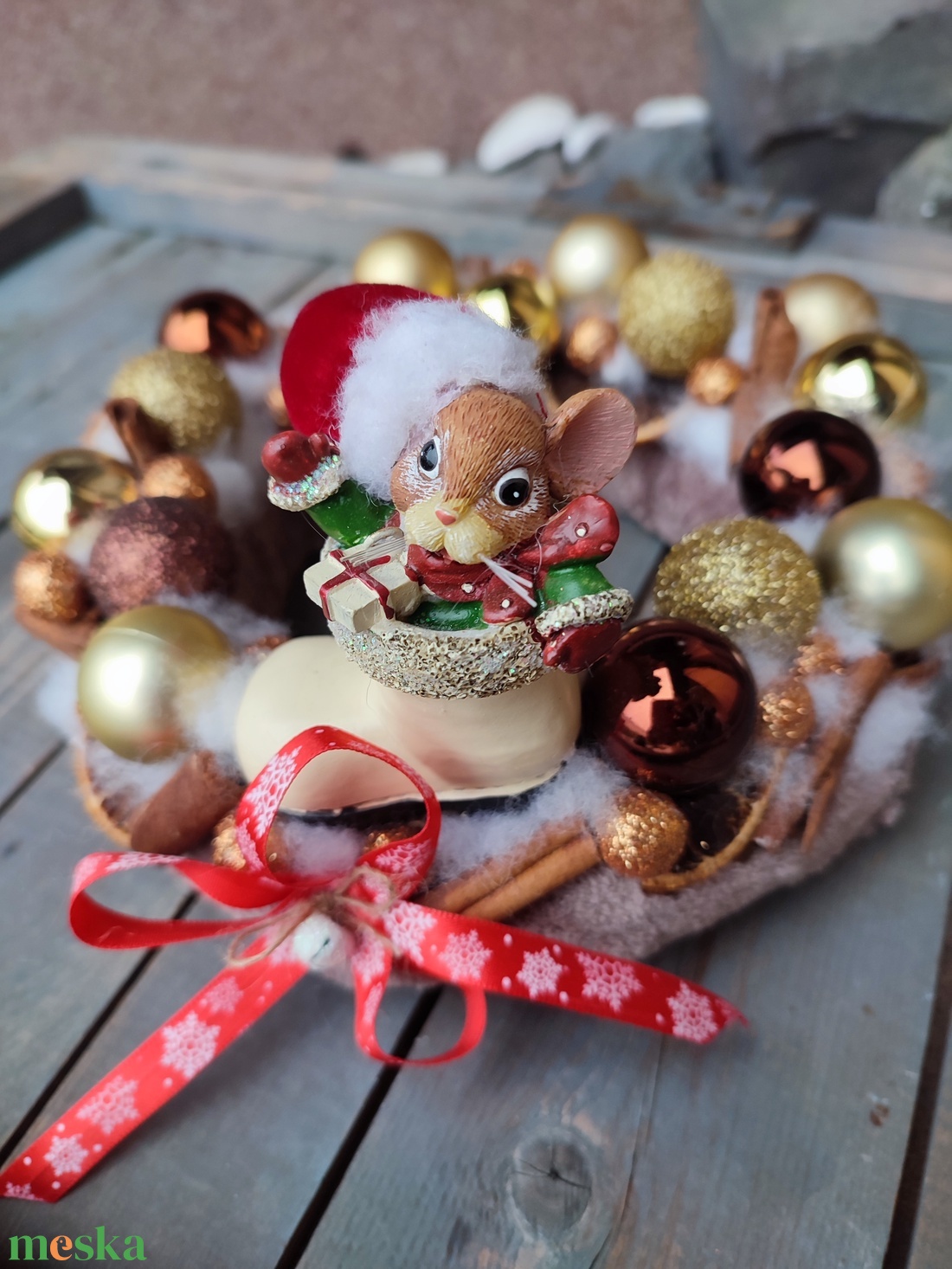 Karácsonyi asztaldísz, egérkével és gyertyával. :-) - karácsony - adventi díszek - adventi gyertyadíszek és koszorúdíszek - Meska.hu