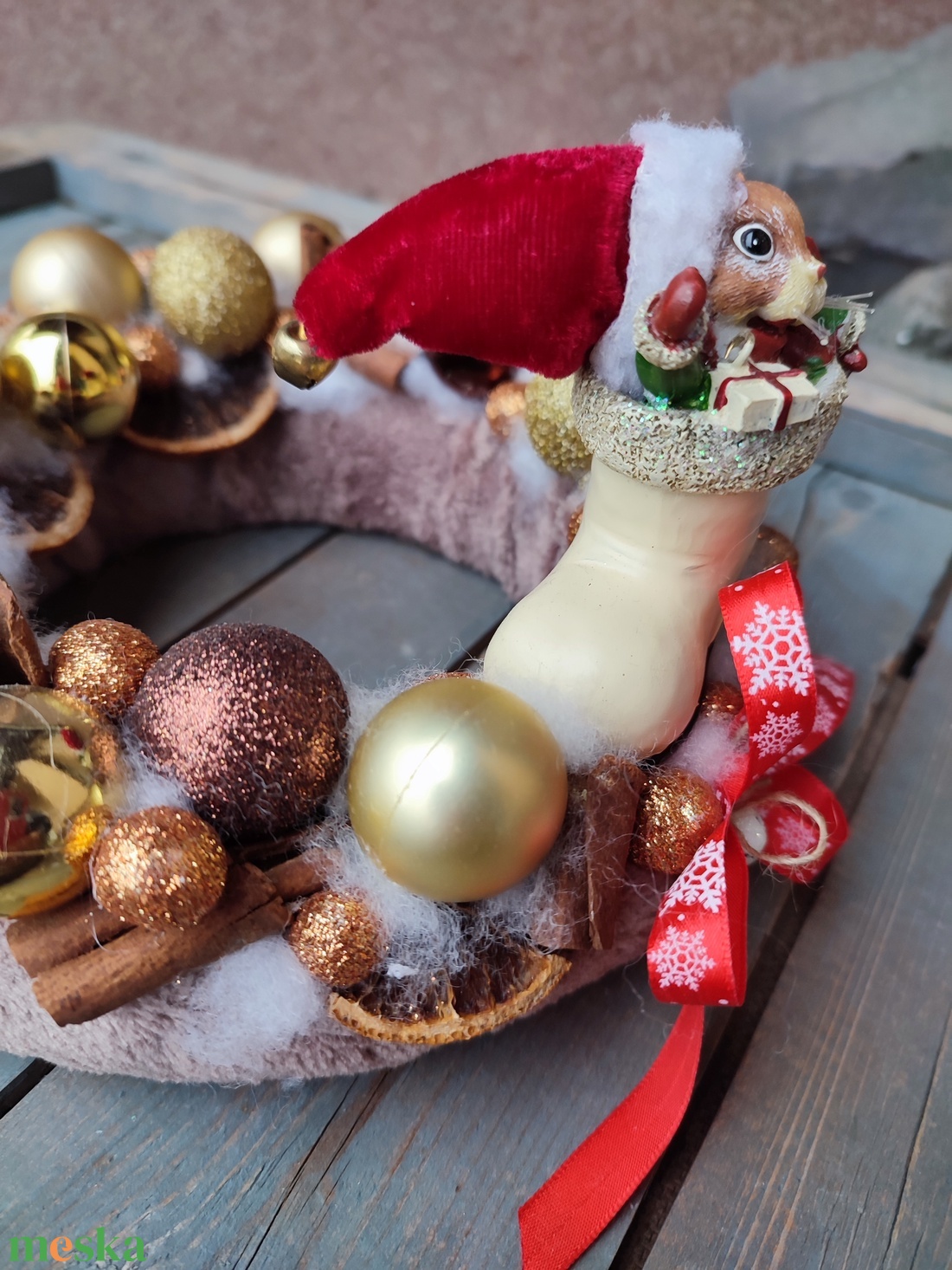 Karácsonyi asztaldísz, egérkével és gyertyával. :-) - karácsony - adventi díszek - adventi gyertyadíszek és koszorúdíszek - Meska.hu