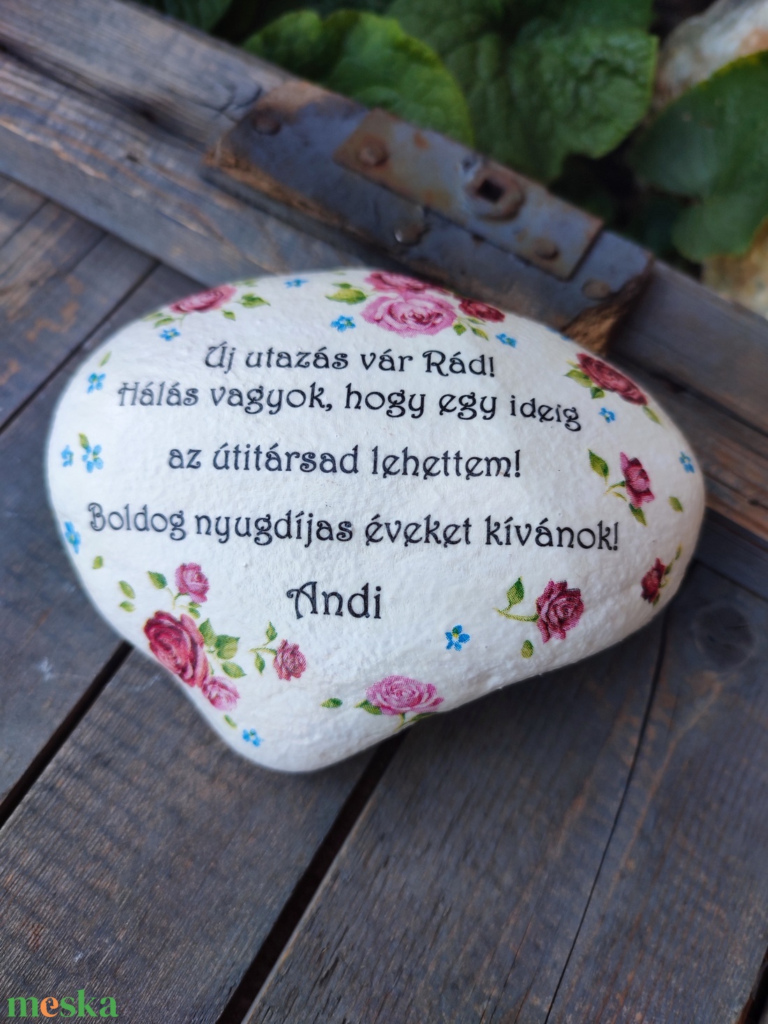 Feliratos kő, nyugdíjba vonulásra. :-) - otthon & életmód - dekoráció - asztal és polc dekoráció - kavics & kő - Meska.hu Feliratos kő, nyugdíjba vonulásra. :-) - otthon & életmód - dekoráció - asztal és polc dekoráció - kavics & kő - Meska.hu