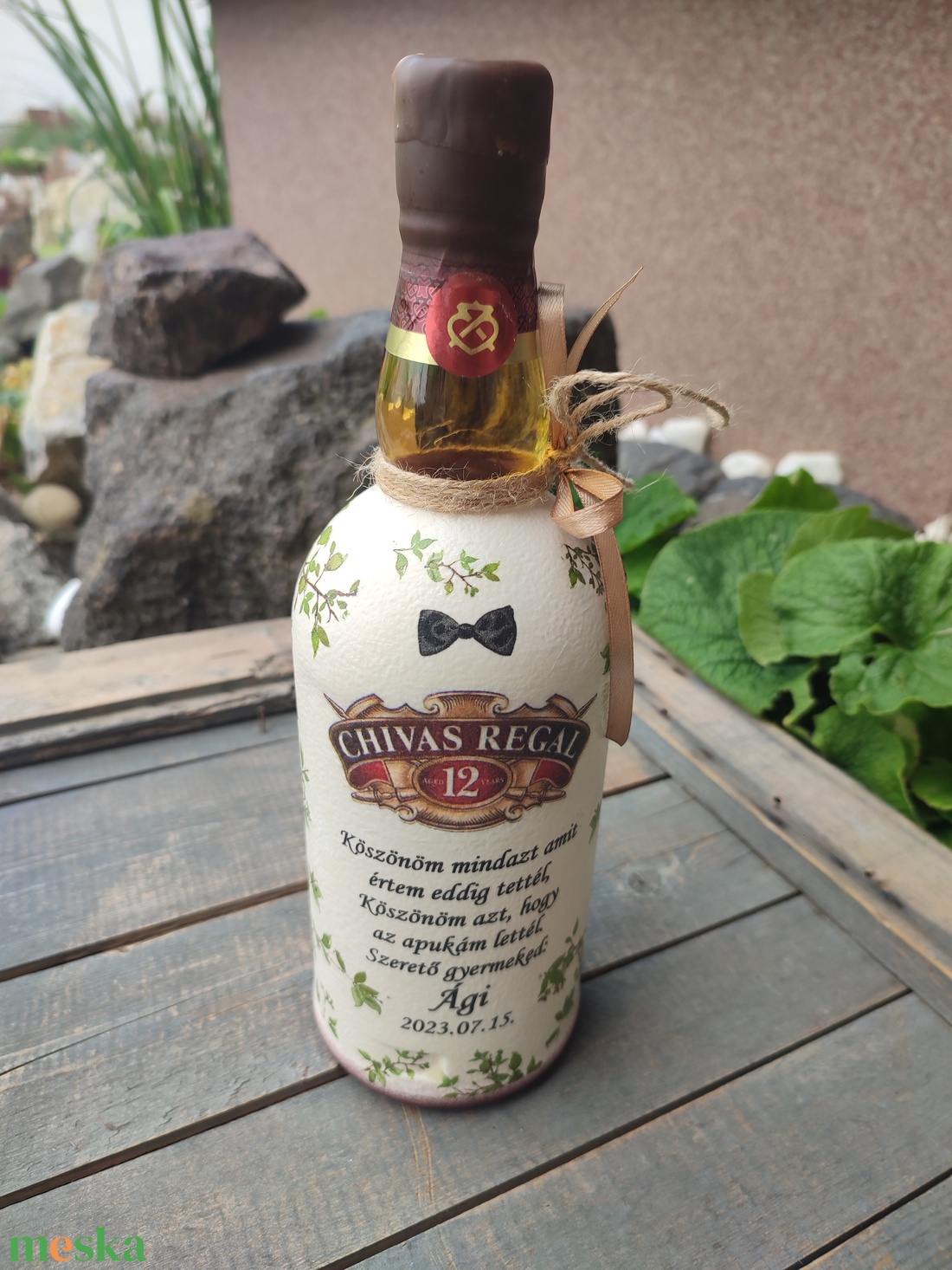 Whisky újragondolva. :-) Esküvőre, házassági évfordulóra, apák napjára, egyedi mintával, felirattal, akár fotóval. :-) - esküvő - emlék & ajándék - szülőköszöntő ajándék - Meska.hu