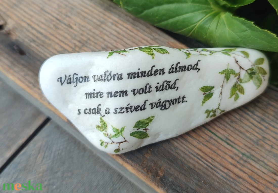 Feliratos, búcsúzós kő, nyugdíjba vonulásra, vagy egyéb alkalomra. :-) (10db=1100,-/db. 3 db=1300,-/db. 1 db=1500,-/db.) - otthon & életmód - dekoráció - asztal és polc dekoráció - kavics & kő - Meska.hu Feliratos, búcsúzós kő, nyugdíjba vonulásra, vagy egyéb alkalomra. :-) (10db=1100,-/db. 3 db=1300,-/db. 1 db=1500,-/db.) - otthon & életmód - dekoráció - asztal és polc dekoráció - kavics & kő - Meska.hu