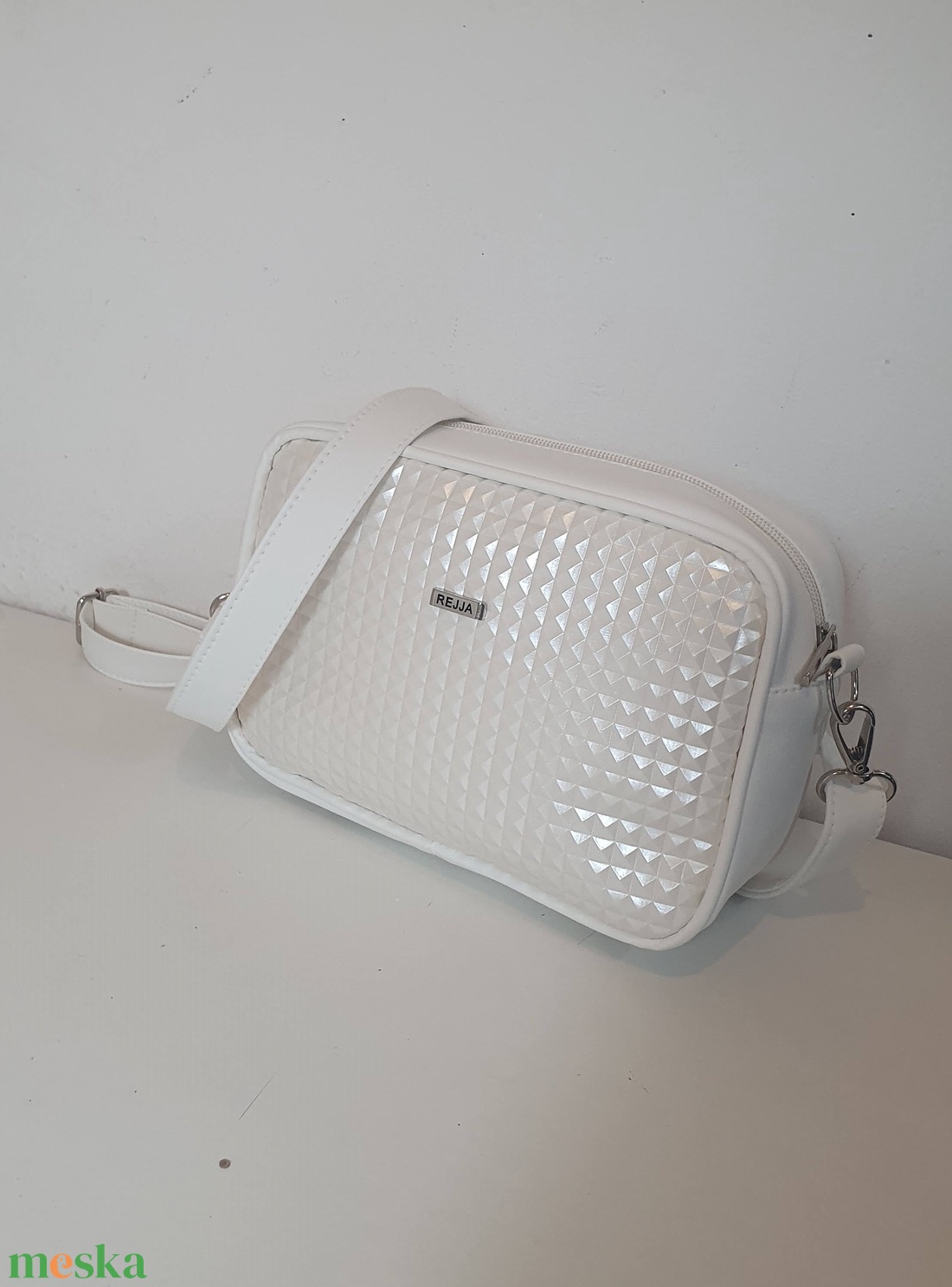 Kis táska ,válltáska,crossbody - táska & tok - kézitáska & válltáska - válltáska - Meska.hu