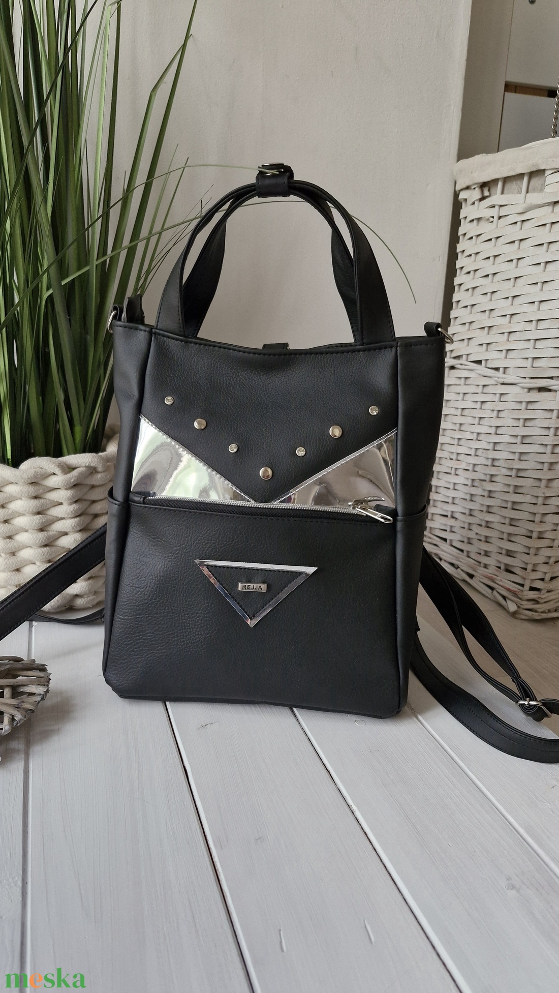 Hátizsák BLACK MIRROR - táska & tok - hátizsák - hátizsák - Meska.hu