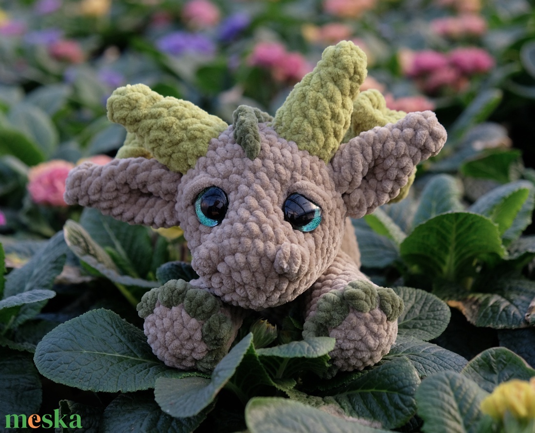 Horgolt zöld sárkány - játék & sport - plüssállat & játékfigura - plüss sárkány - Meska.hu