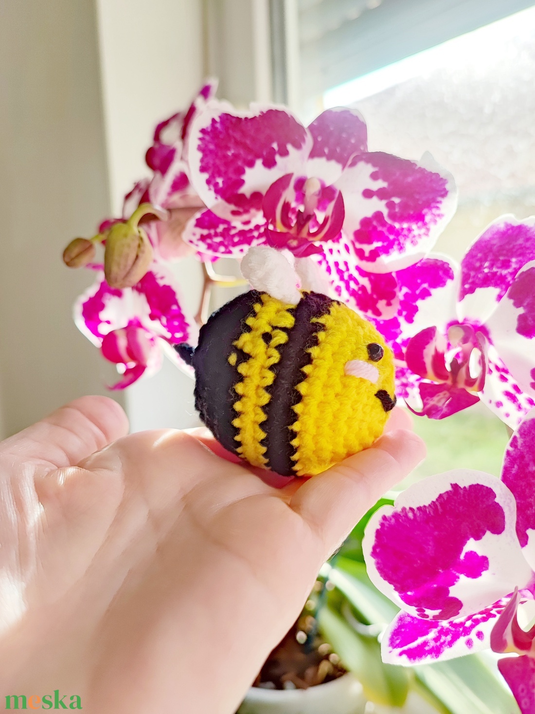 Horgolt, vidám méhecske - játék & sport - plüssállat & játékfigura - méhecske - Meska.hu