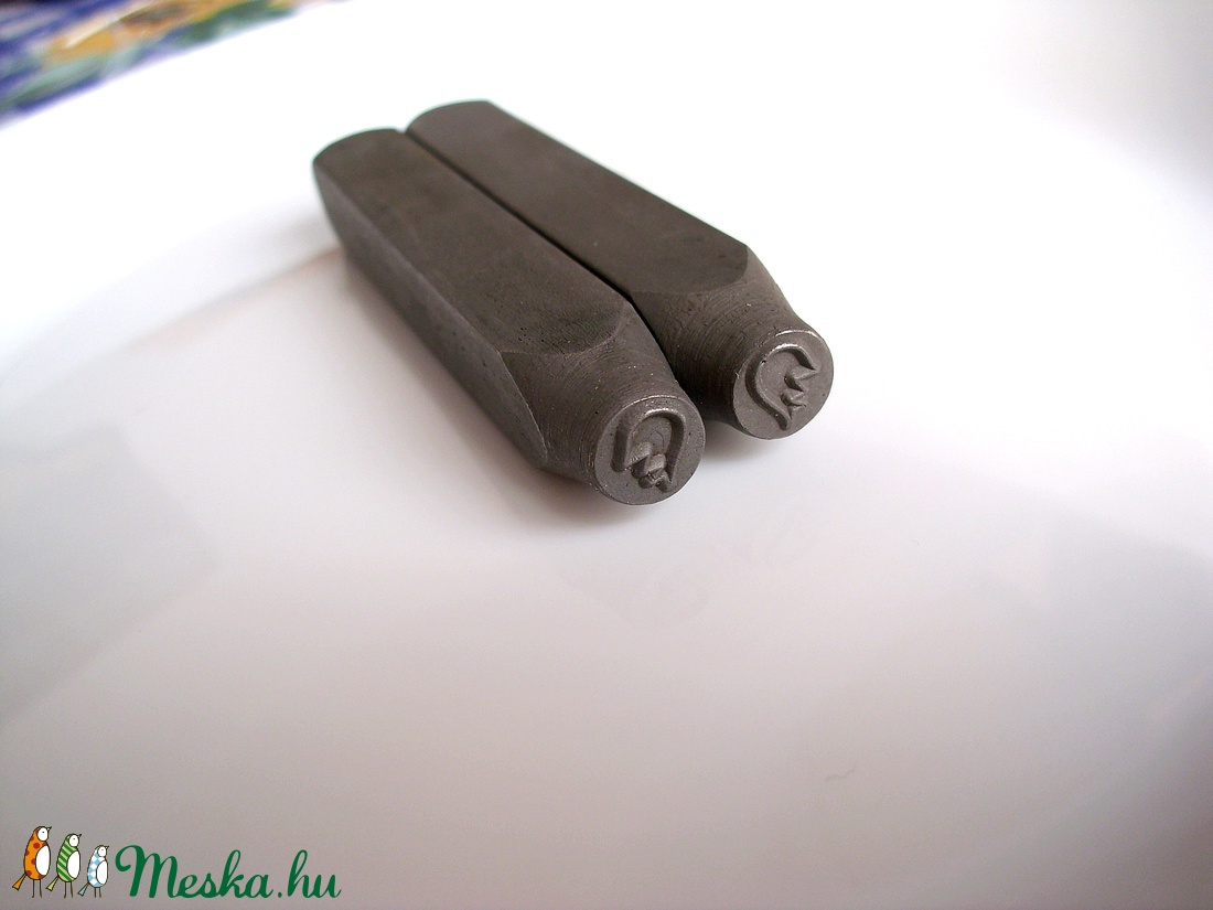 ( 2db)Fémbeütő, mintázó, poncoló, 2db angyalszárny  fémműves szerszám ékszerhez - kellékek & szerszámok - szerszámok, eszközök - eszköz ékszerkészítéshez - Meska.hu