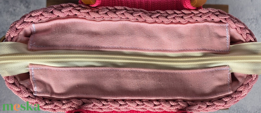 Horgolt táska - Méhsejt mintás - Ombre - táska & tok - kézitáska & válltáska - kézitáska - Meska.hu