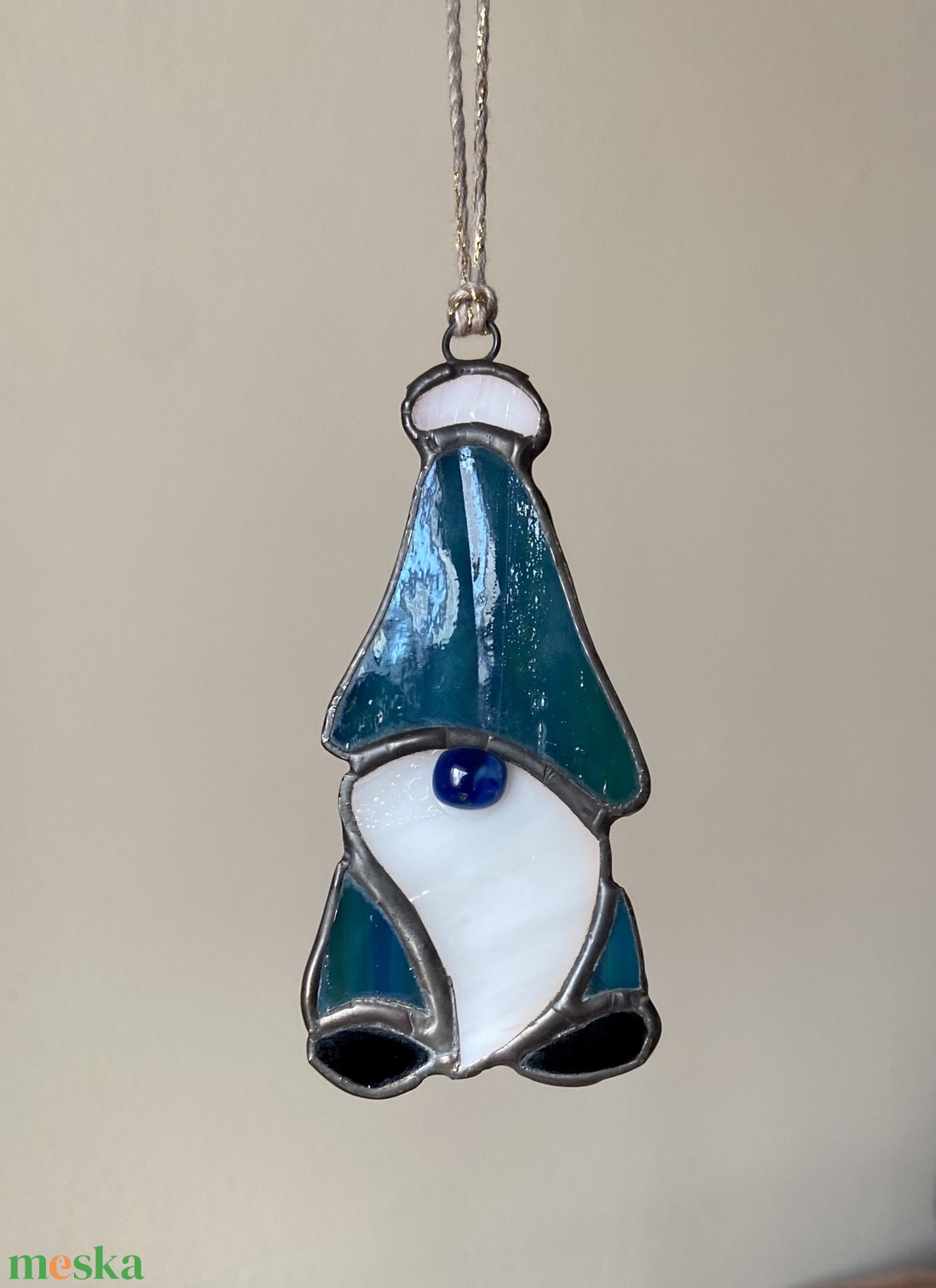 Kékeszöld manó - üvegdísz - otthon & életmód - dekoráció - ajtó- és ablak dekoráció - ablakdísz - Meska.hu