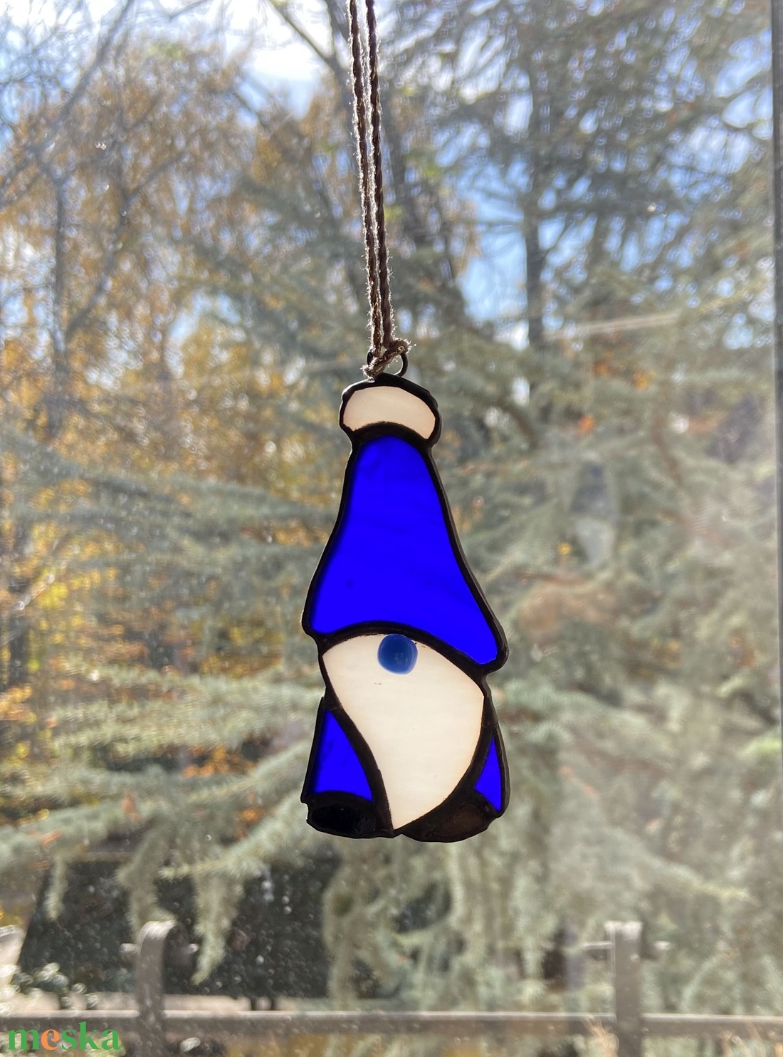 Kék manó - ablakdísz - otthon & életmód - babaszoba, gyerekszoba - babaszoba dekoráció - Meska.hu