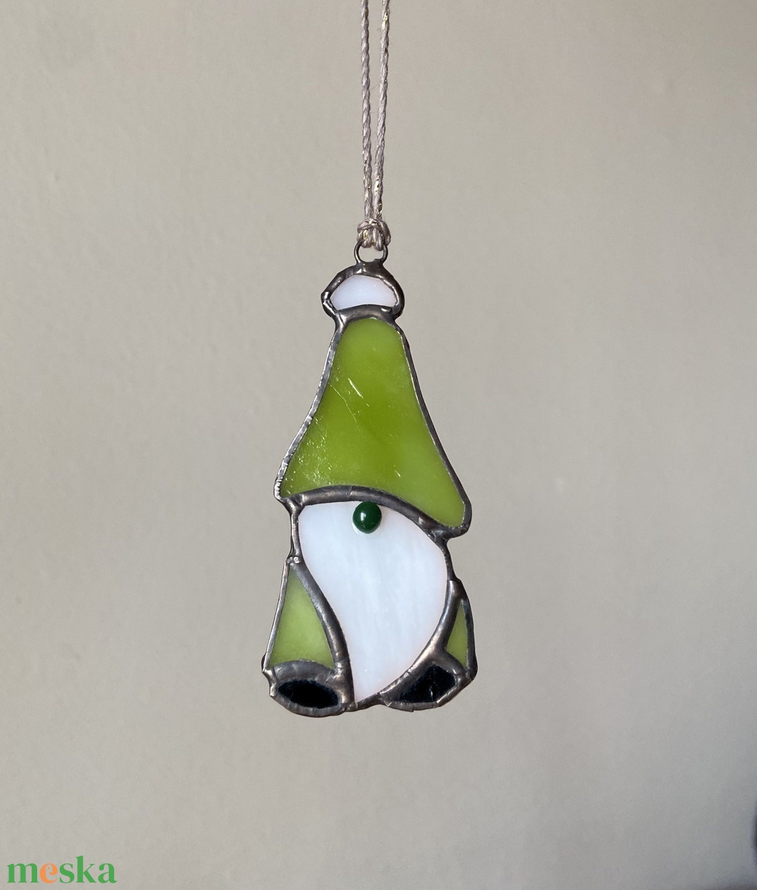 Világoszöld manó  - otthon & életmód - dekoráció - ajtó- és ablak dekoráció - ablakdísz - Meska.hu