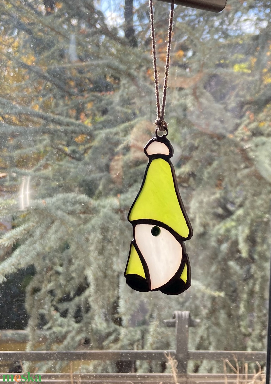 Világoszöld manó  - otthon & életmód - dekoráció - ajtó- és ablak dekoráció - ablakdísz - Meska.hu