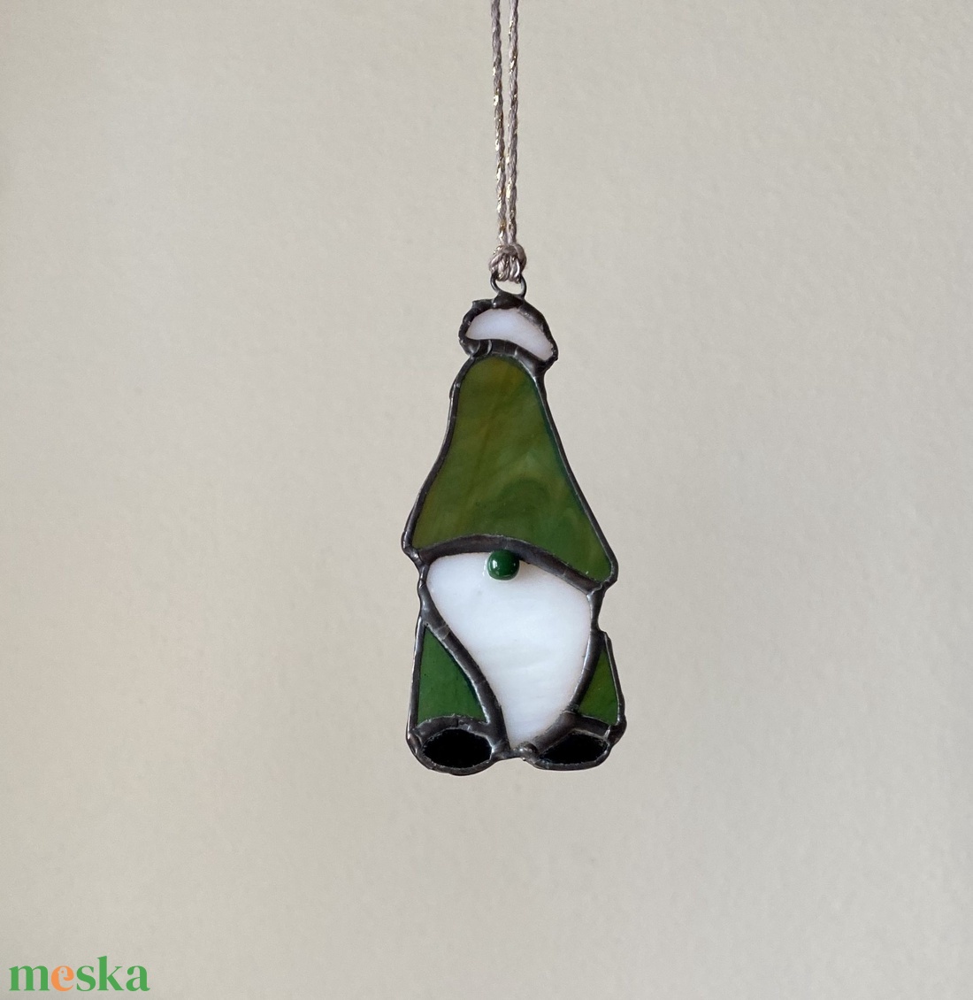 Zöld manó üvegdísz - otthon & életmód - dekoráció - ajtó- és ablak dekoráció - ablakdísz - Meska.hu