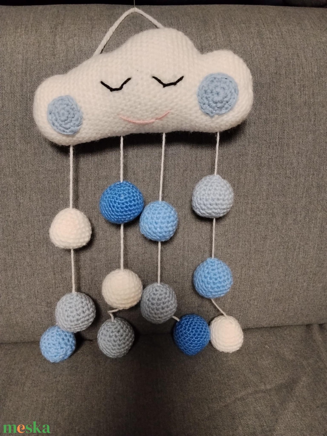 Horgolt felhő (kék-fehér) - baba - mama - babaszoba-dekoráció - babaszoba dekoráció - Meska.hu