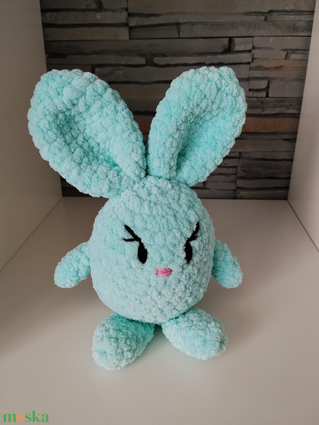 Horgolt húsvéti tojásnyuszi világos türkiz  - ünnepi díszek, dekorációk - húsvéti díszek és dekorációk - húsvéti asztaldíszek - Meska.hu